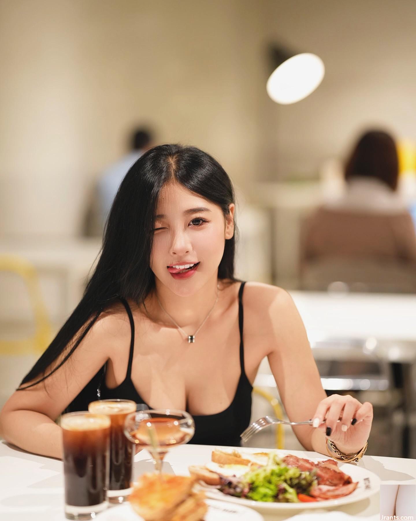 تنحدر الجنية إلى الأرض &#8220;Zeng Xiangling_xiangling_xiangling&#8221; تكشف عن ثدييها وإغراءها قاتلة (10p)