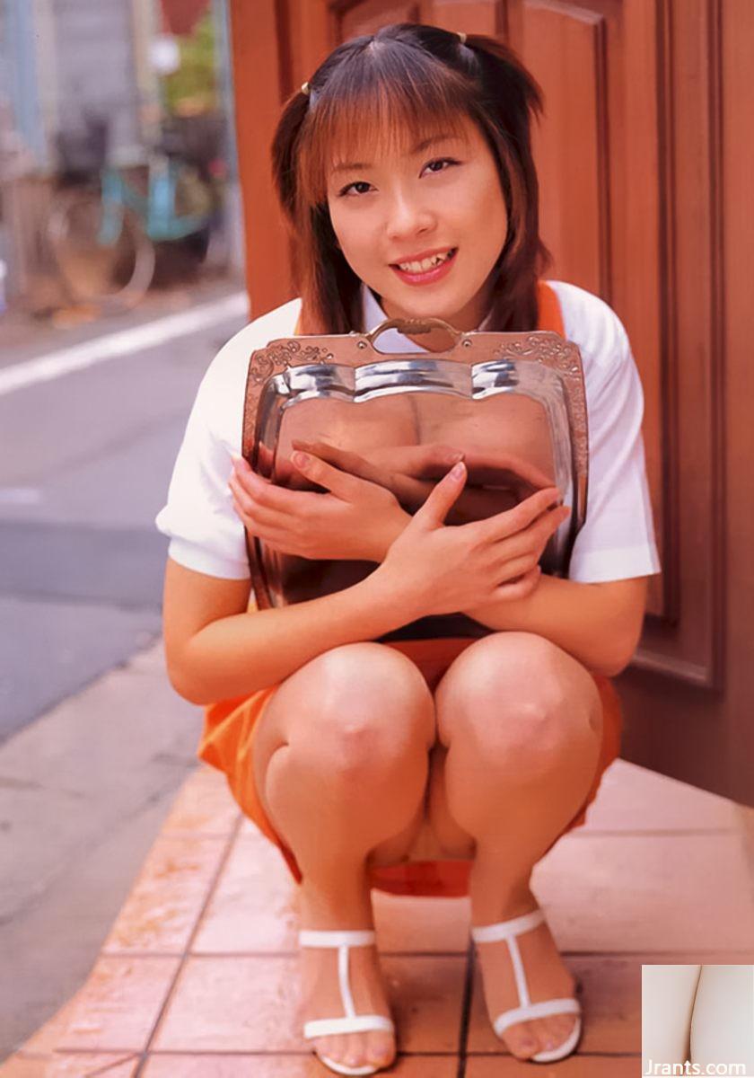 Nakamoto Minami Porn Star في URA-Books يناير 2003 عاشق بدوام جزئي يعمل حاليًا بدوام جزئي-(54p)