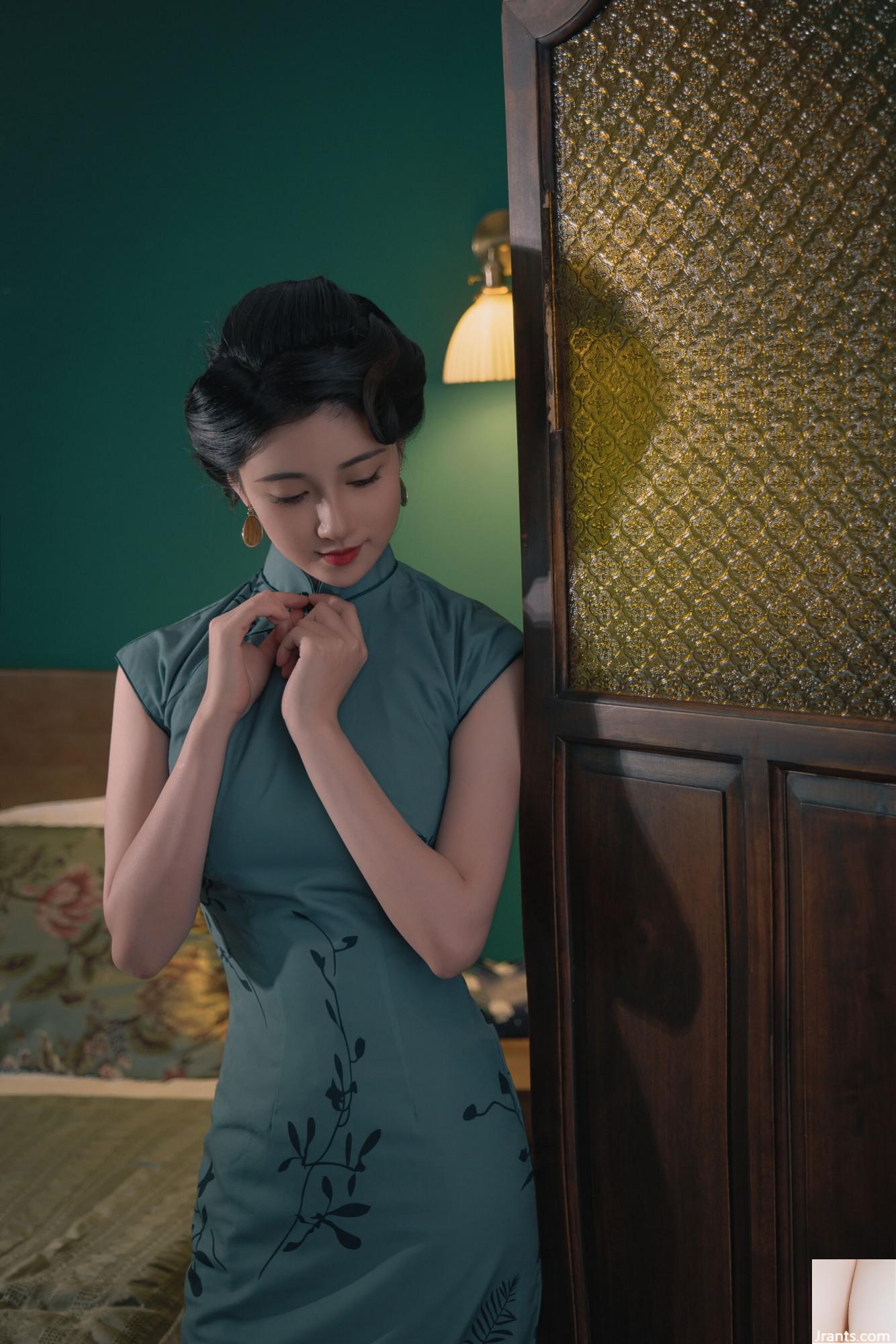 (Foto de conjunto de modelos chineses) Nnian&#8221;Flores no mar&#8221; (80p)