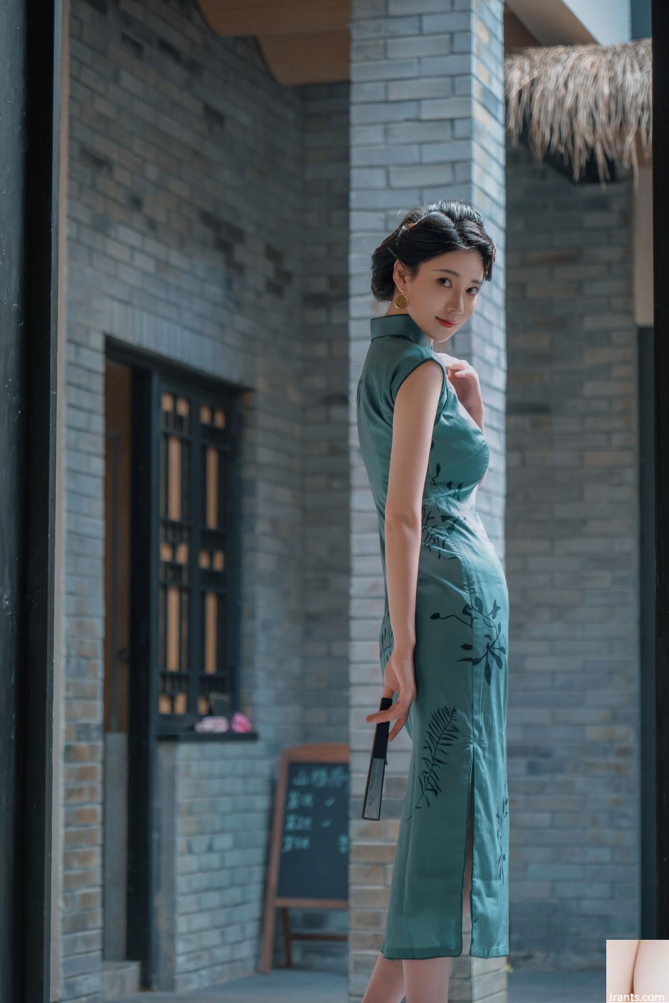 (Foto de conjunto de modelos chineses) Nnian&#8221;Flores no mar&#8221; (80p)