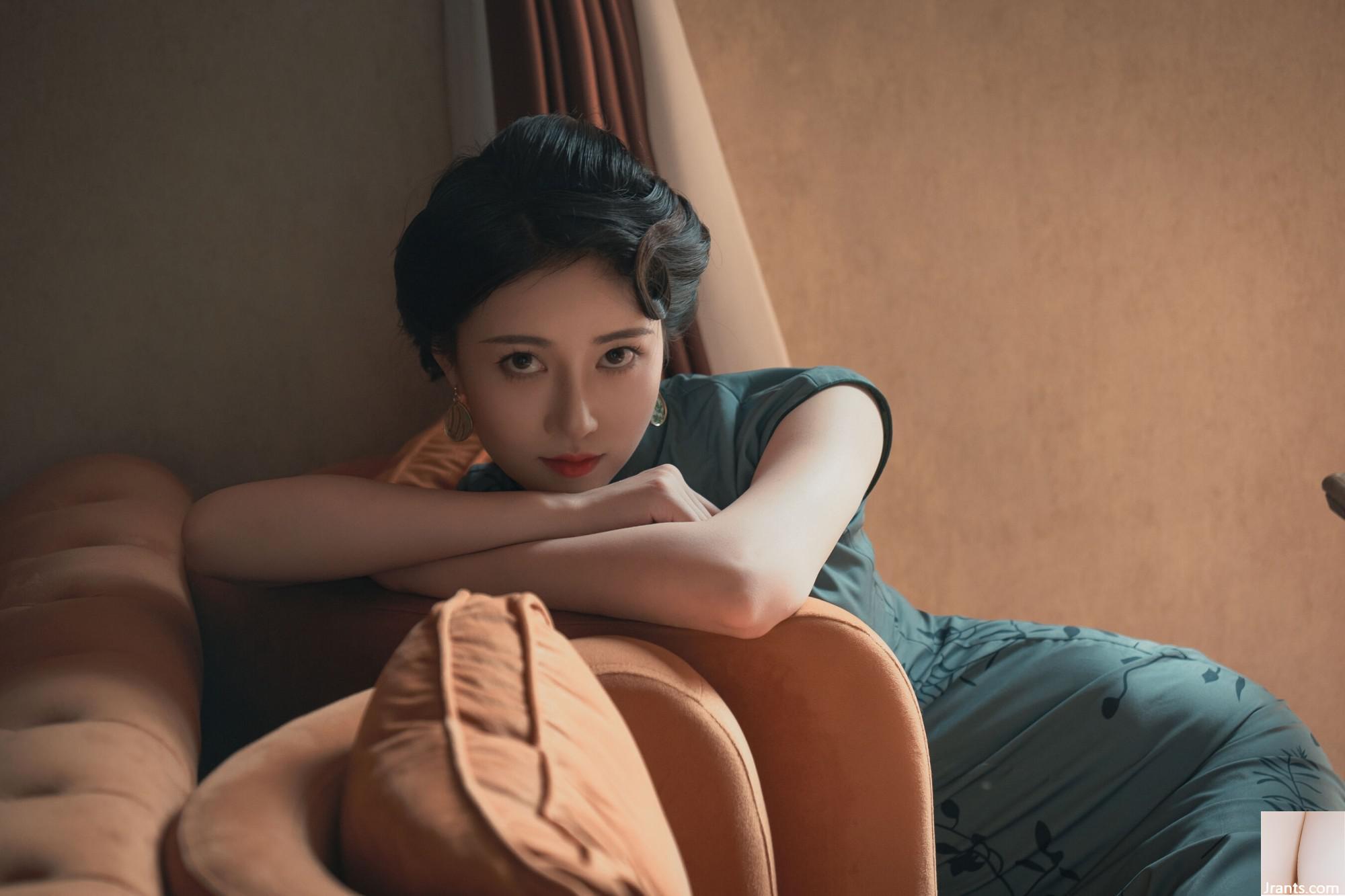 (Foto de conjunto de modelos chineses) Nnian&#8221;Flores no mar&#8221; (80p)