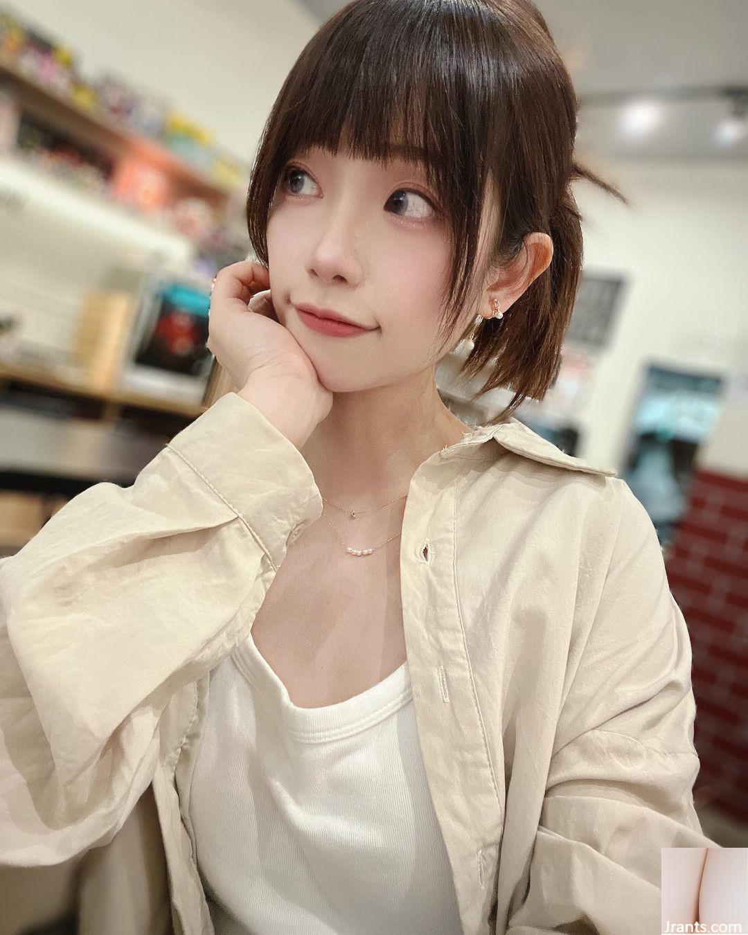 Peau juste et belle « weng youyy » beaux seins sont tellement excitants (10p)