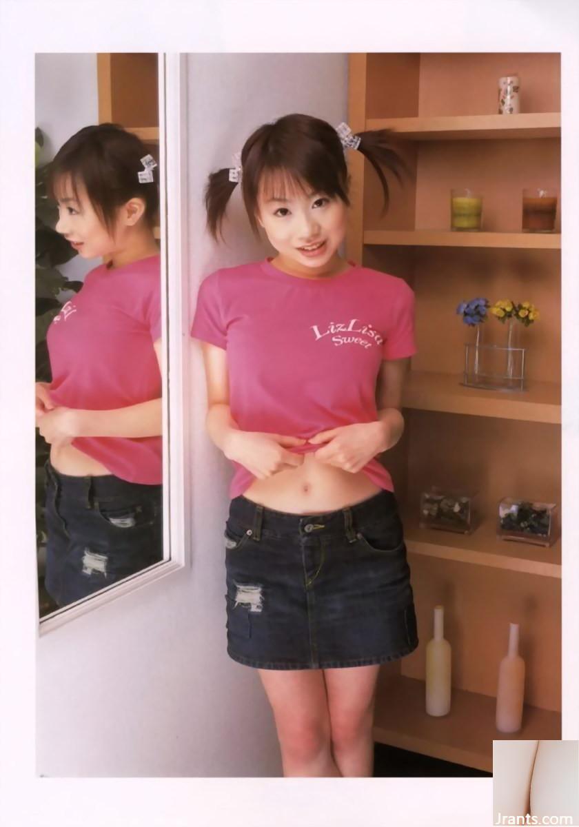 Aizawa Yui Porn Star in Ura-Books أغسطس 2004 عينيك-(53p)