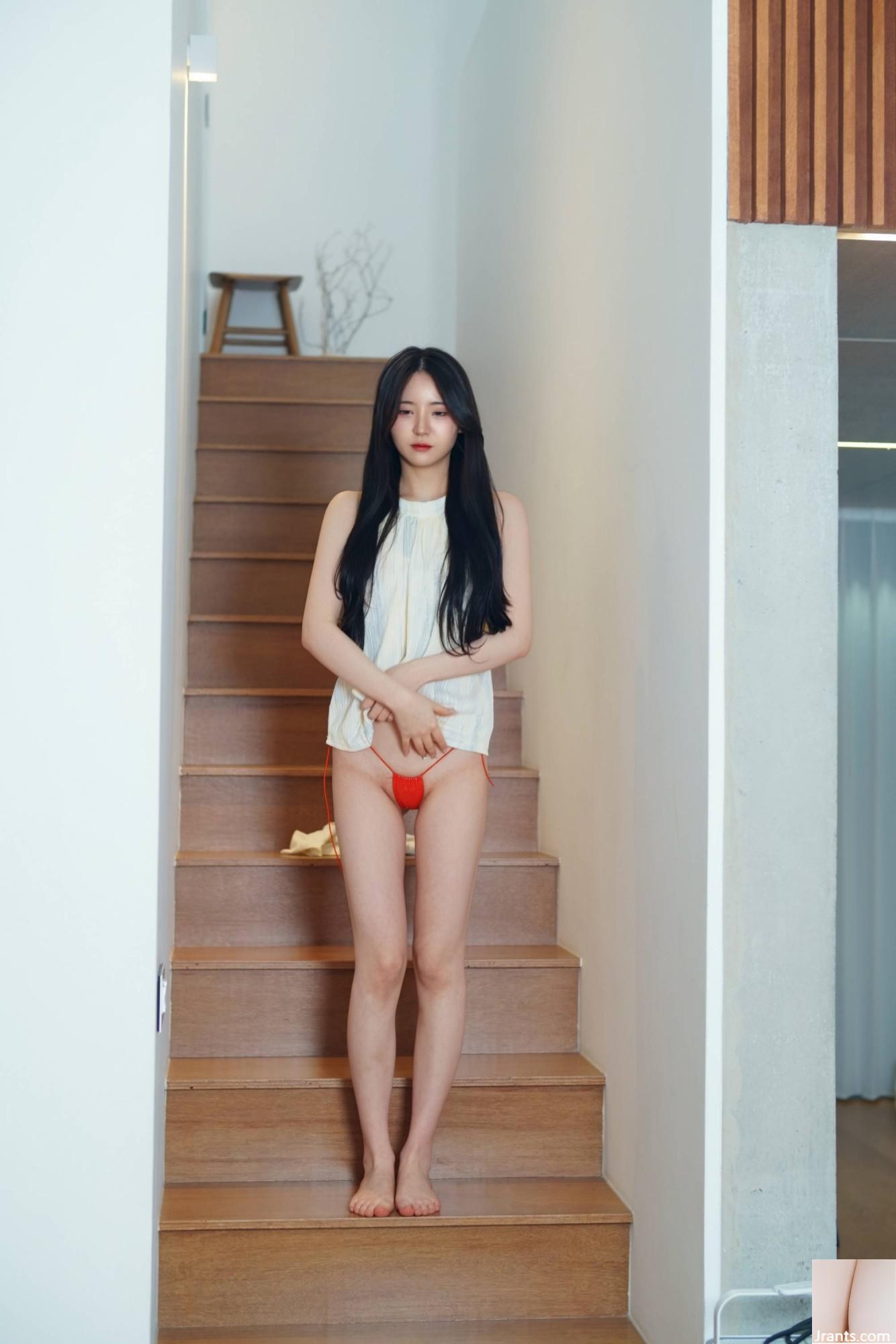 (مجموعة عبر الإنترنت) Germare Girl Yeolmu &#8220;Banana Red Micro Bikini&#8221;