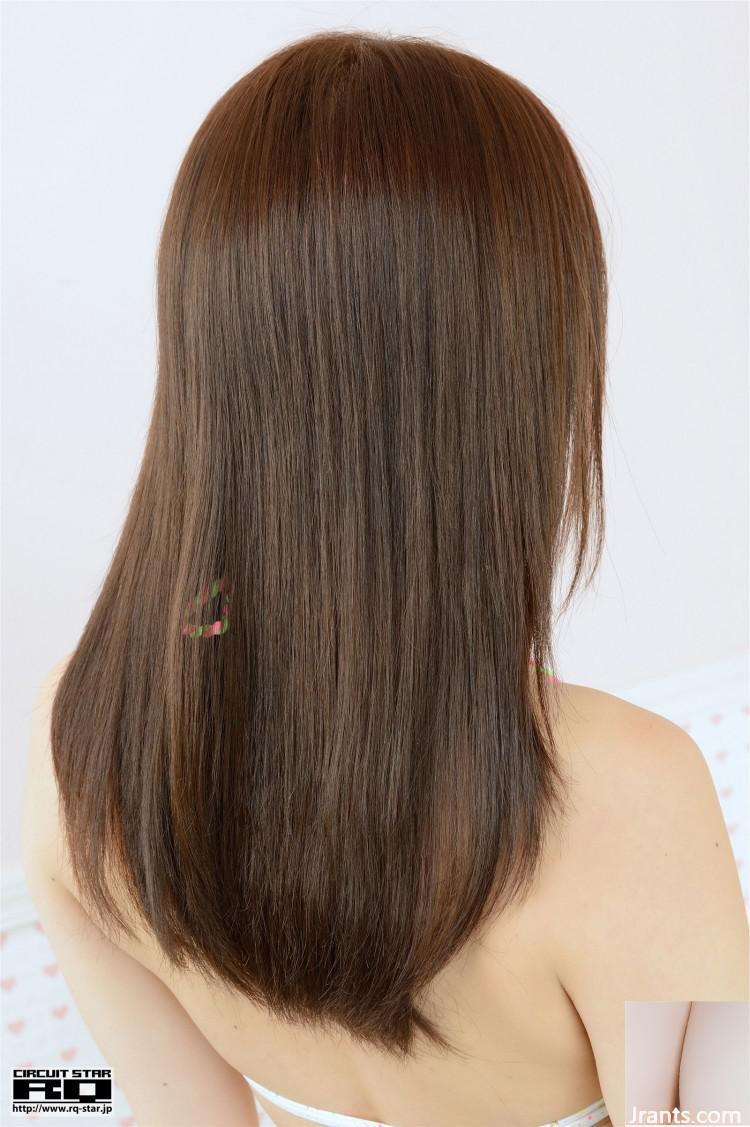 (rq- mamiya miyu) شماره 898 دختر بیکینی با باسن چاق و پاهای زیبا (70p)