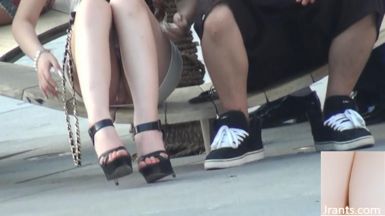 (Collection en ligne) Suivez la rue pour prendre des photos de la fille sexy portant une tenue rose sans dos (21p)