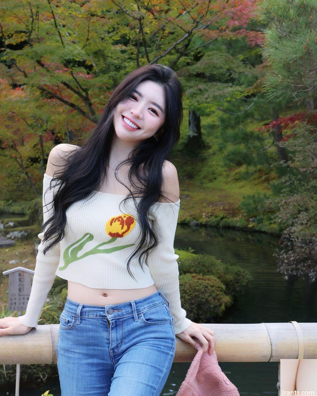 Une fille fraîche et belle « Zhang Anqi » a un doux sourire et semble enivrant (10p)