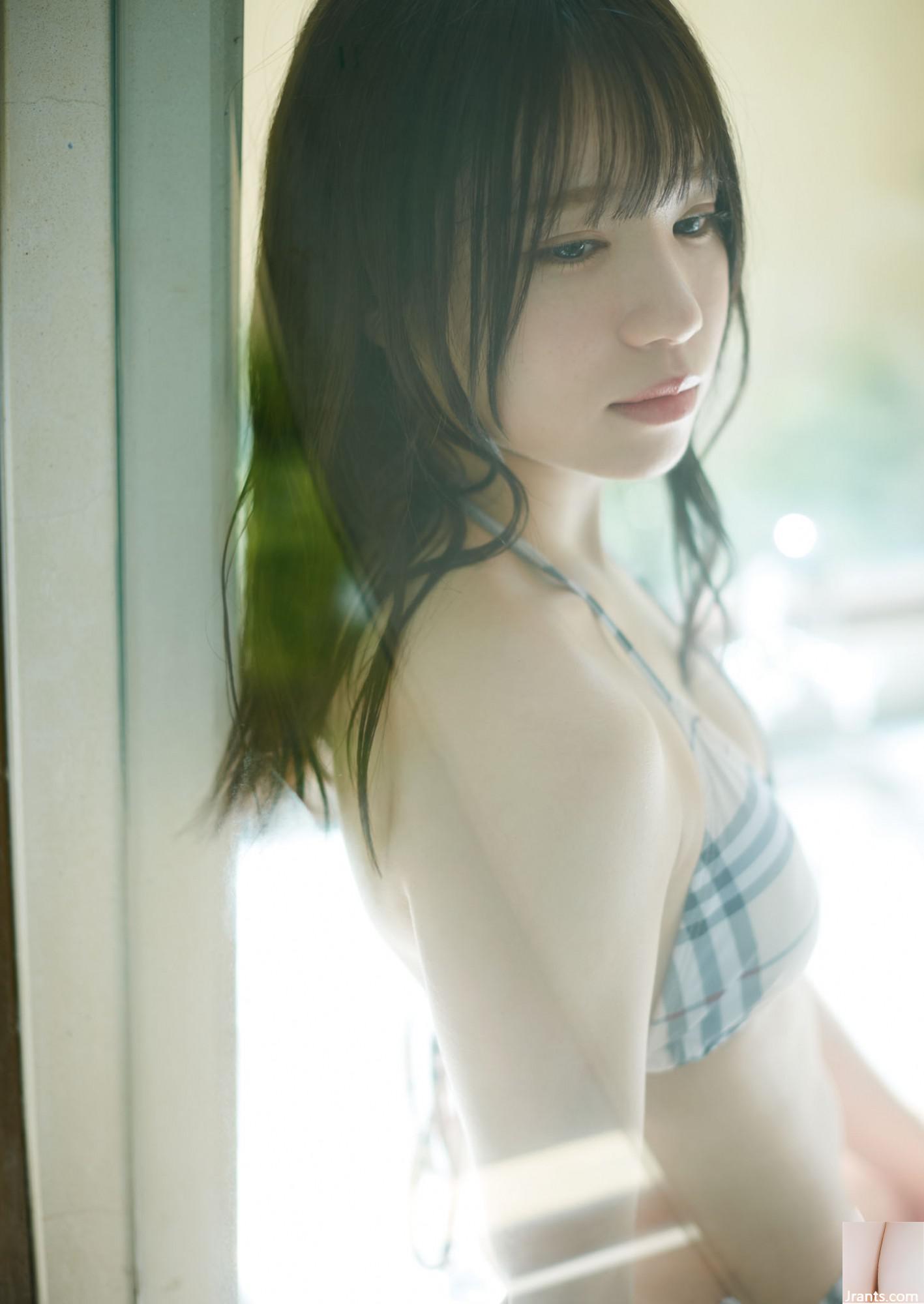 (Mimida Shiori) des yeux beaux et charmants et une figure gracieuse (36p)