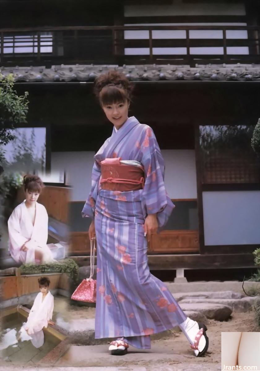 SAKURAZUKI MAI PORN STAR dans Ura-Books août 2005 The Style Hana