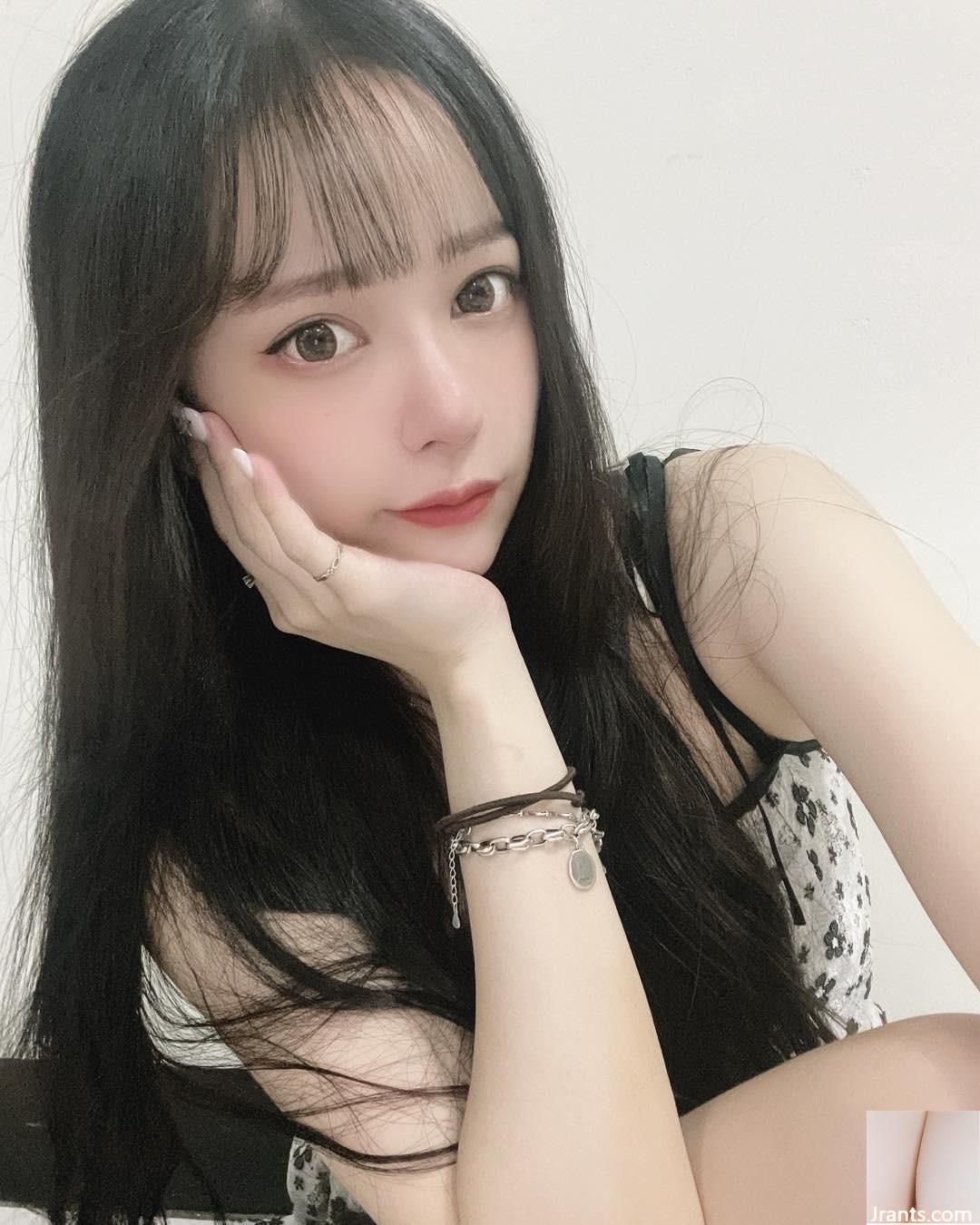 Gadis temperamental &#8220;lin han&#8221; memiliki pinggang tipis dan payudara besar, yang sangat menarik (10p)