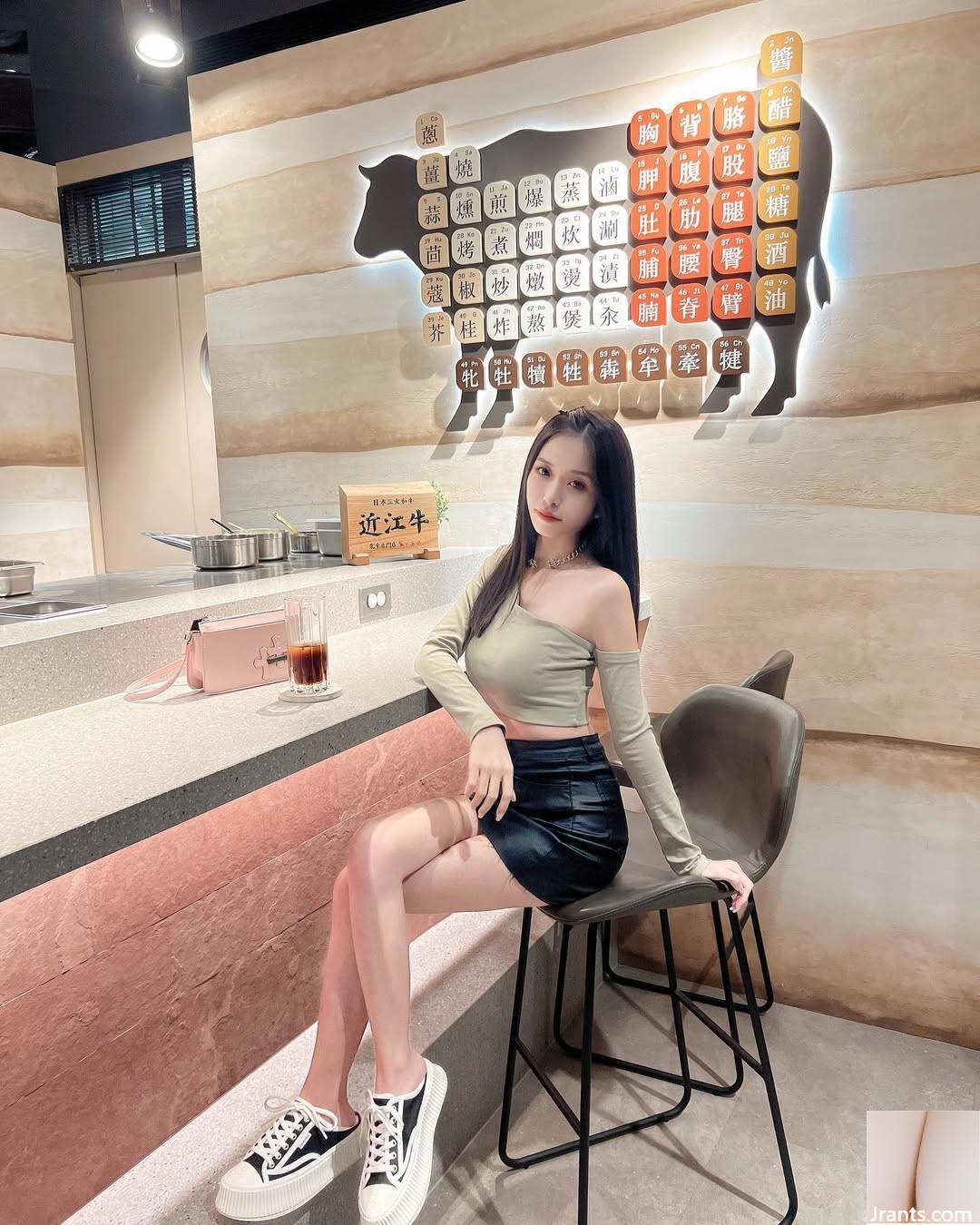 Uma foto quente de &#8220;Li Xin&#8221; escondida em uma figura bonita (10p)