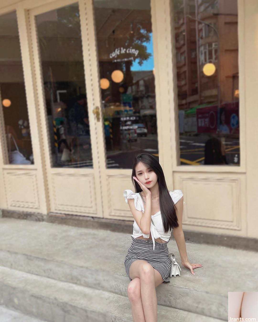 Uma foto quente de &#8220;Li Xin&#8221; escondida em uma figura bonita (10p)