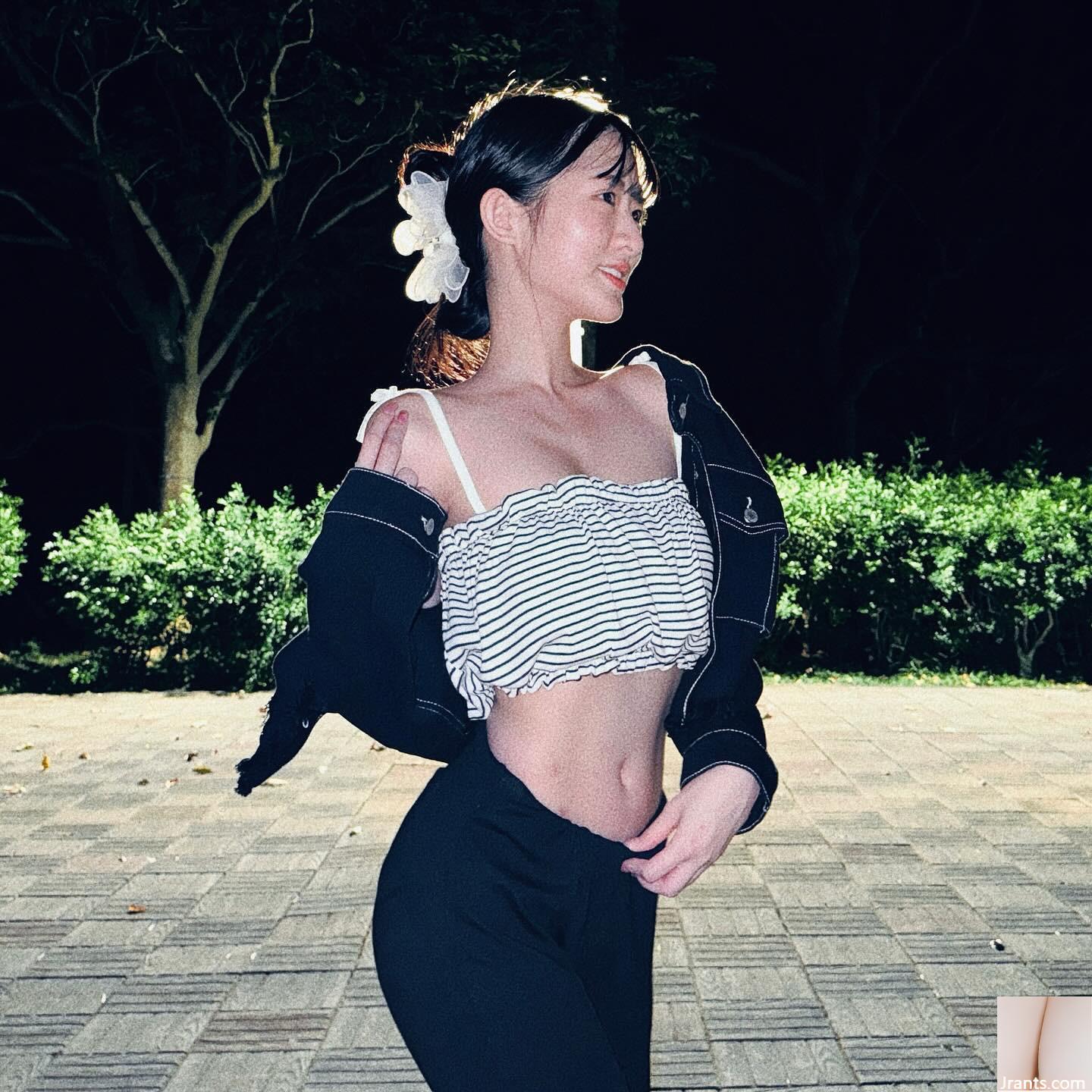 ချစ်စရာကောင်းတဲ့သွေးဆောင်မှု &#8220; ပျော်ရွှင်သောနှလုံး&#8221;  sexy နှင့်စပ်သောဓာတ်ပုံများသည်လူတို့အားမမြင်နိုင်သောဓာတ်ပုံများ (10p)