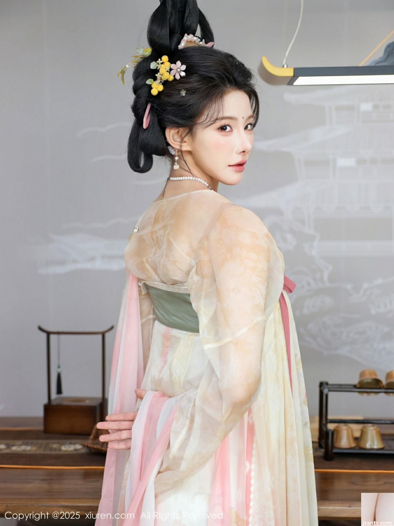 (XiuRen) 2025.08.13 No.10645 Li Shuang&#39;er ၏ဗားရှင်းအပြည့်အစုံ (83p)