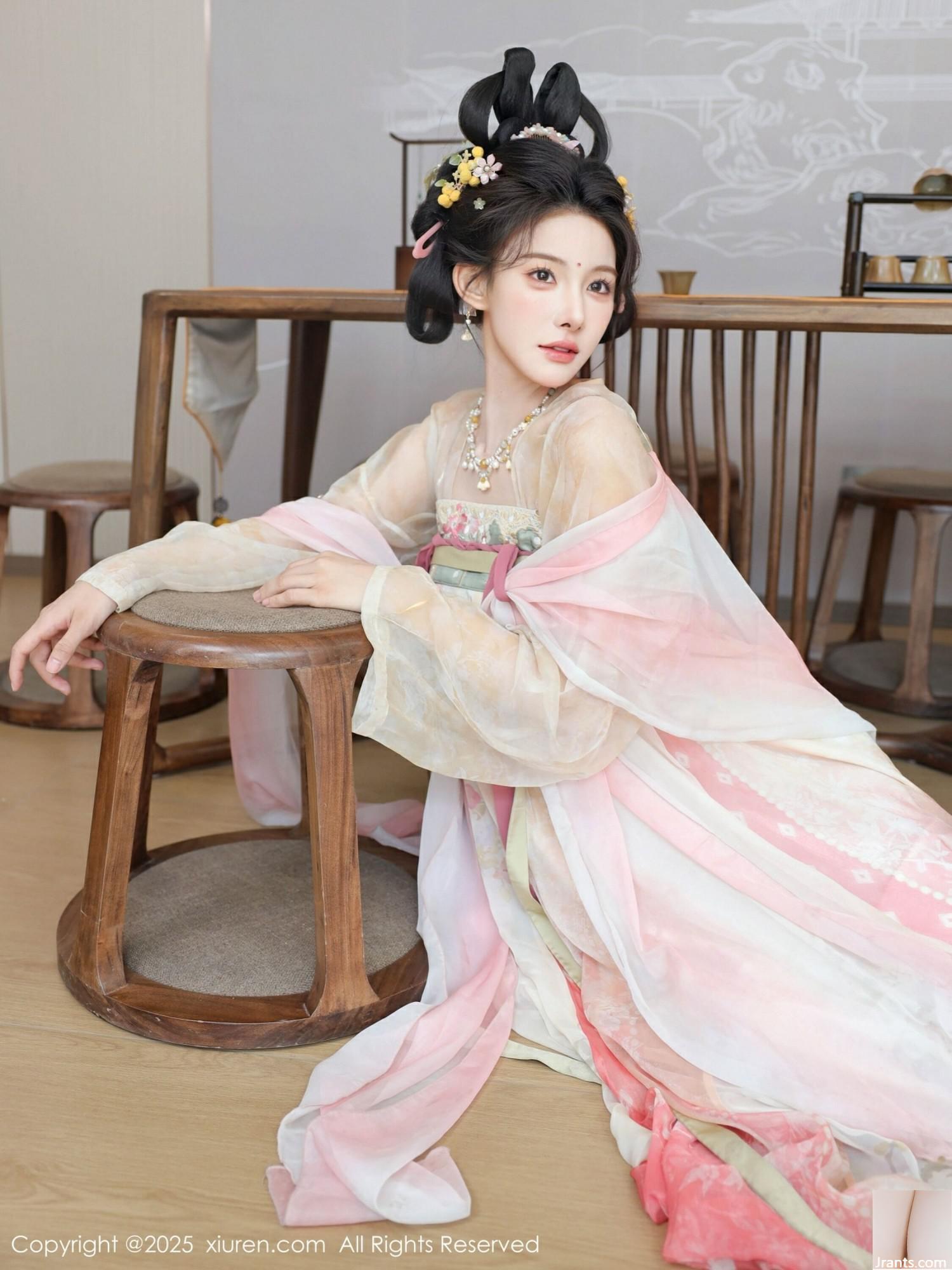 (XiuRen) 2025.08.13 No.10645 Li Shuang&#39;er ၏ဗားရှင်းအပြည့်အစုံ (83p)
