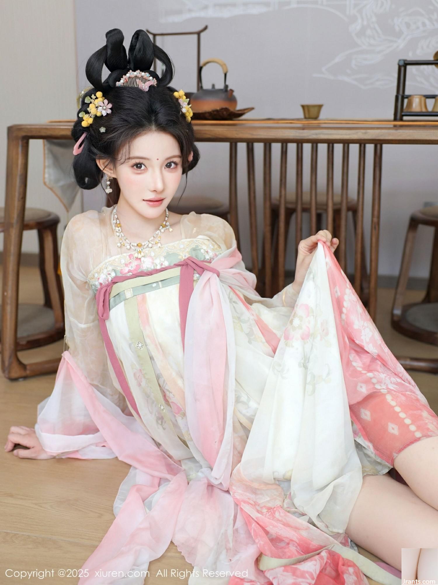 (XiuRen) 2025.08.13 No.10645 Li Shuang&#39;er ၏ဗားရှင်းအပြည့်အစုံ (83p)