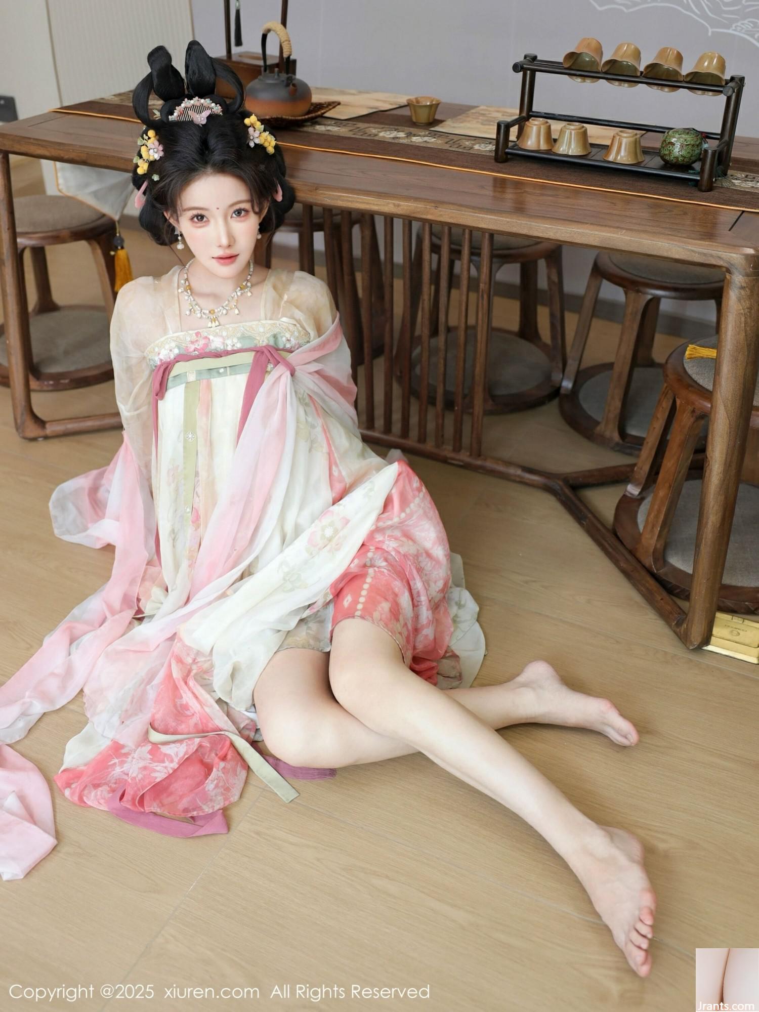 (XiuRen) 2025.08.13 No.10645 Li Shuang&#39;er ၏ဗားရှင်းအပြည့်အစုံ (83p)