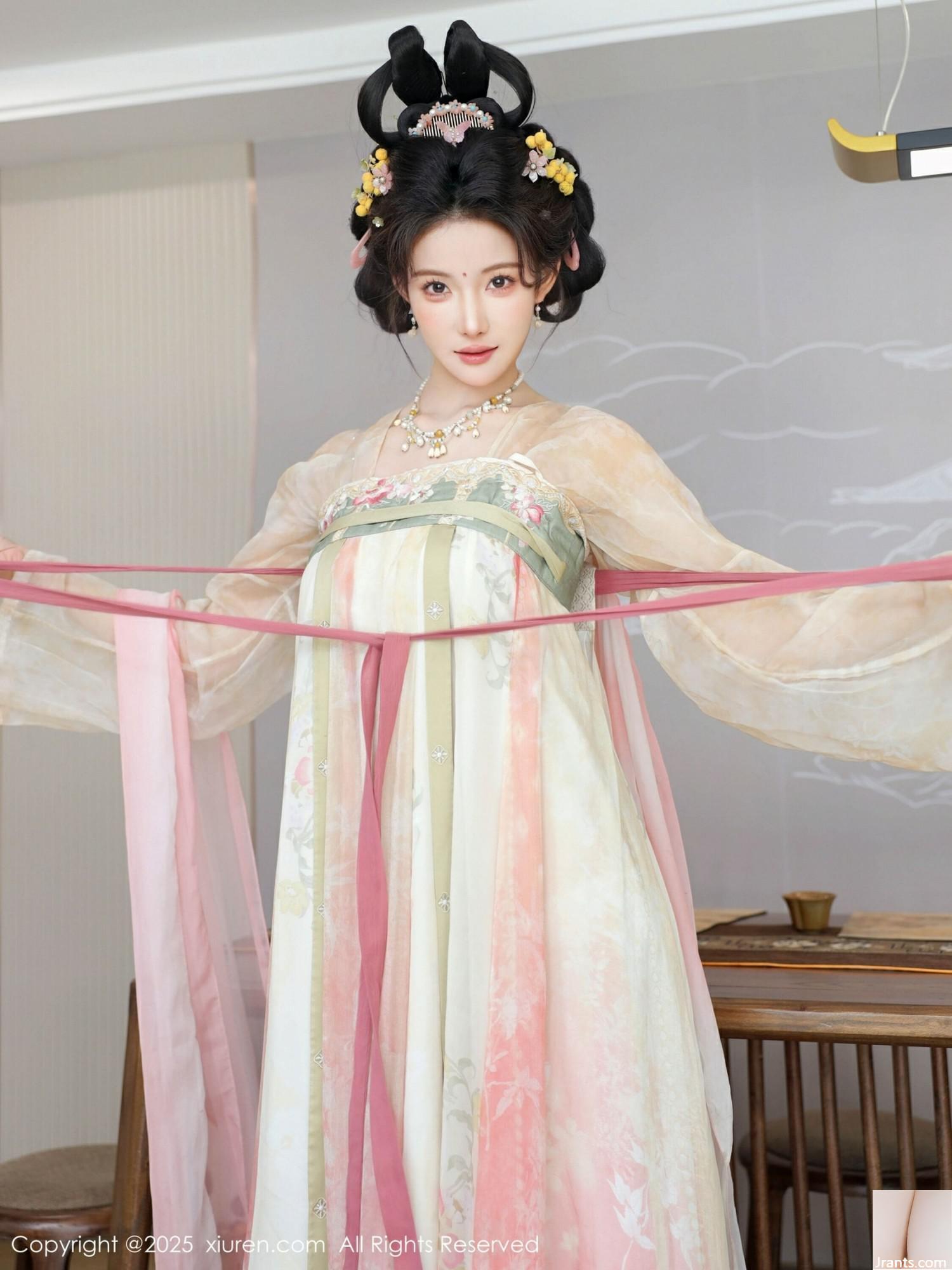(XiuRen) 2025.08.13 No.10645 Li Shuang&#39;er ၏ဗားရှင်းအပြည့်အစုံ (83p)