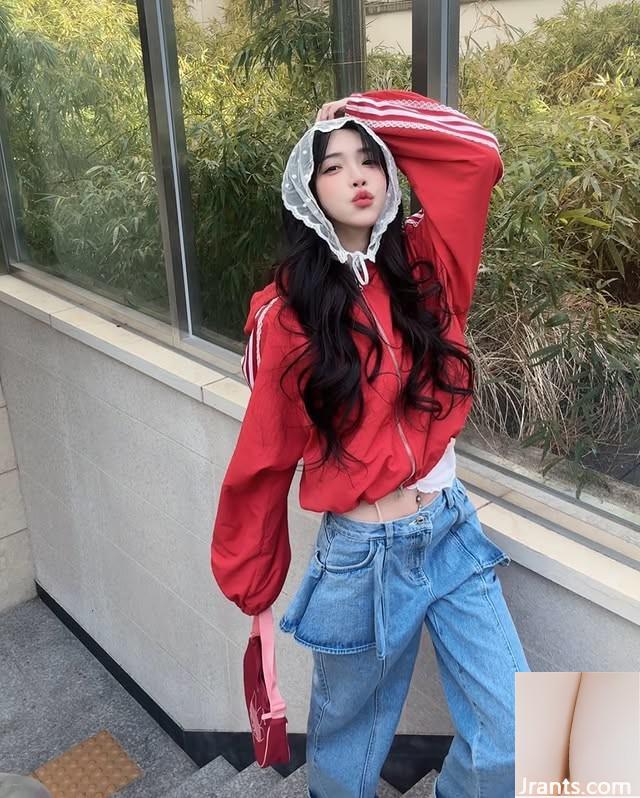 &#8220;Liu Mujie&#8221;는 사람들이 화산의 분화에 저항 할 수 없게 만듭니다 (11p)