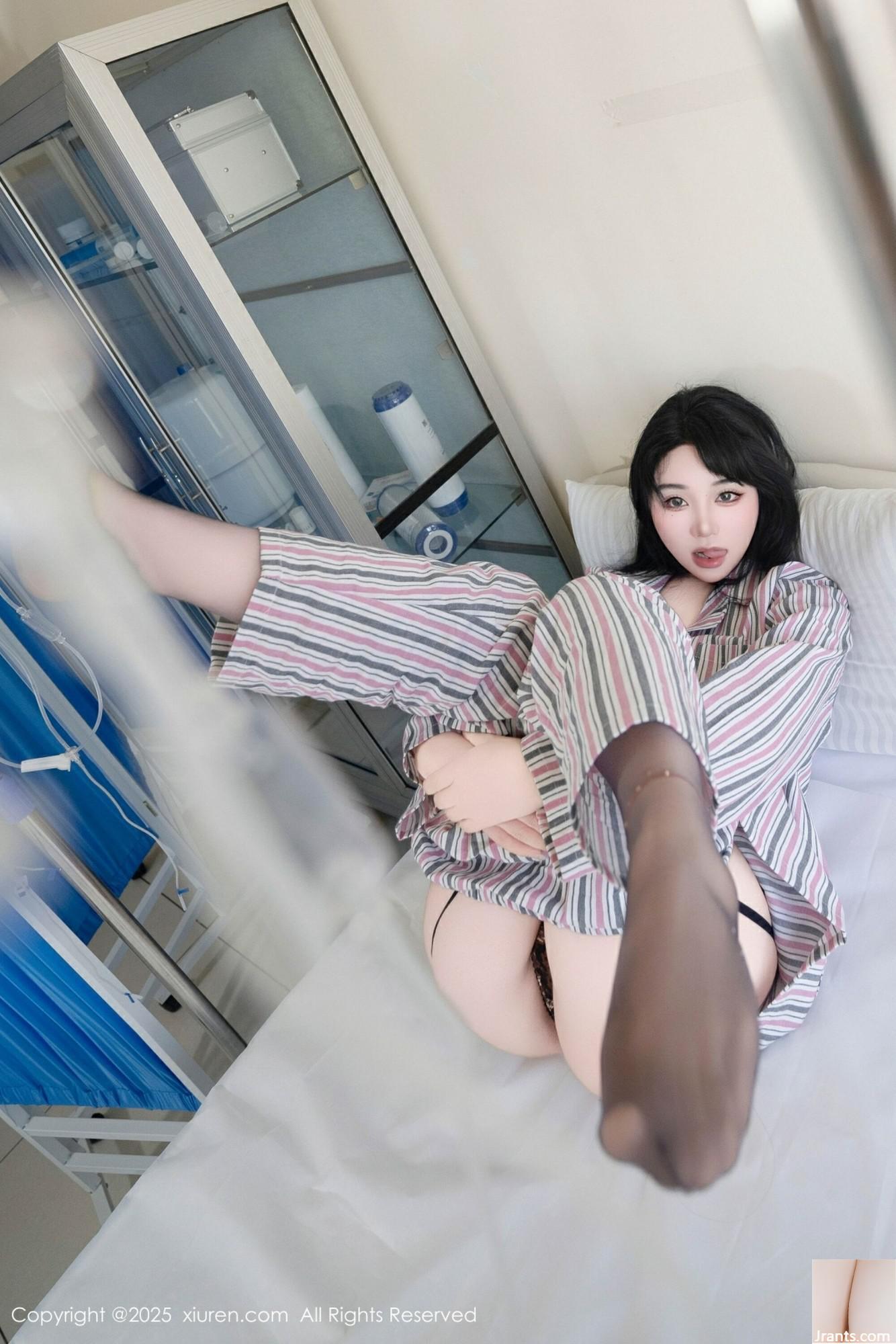 ((XiuRen) 2025.08.14 No.10648 Xixi يحب تناول الفراولة النسخة كاملة الصورة (81p)
