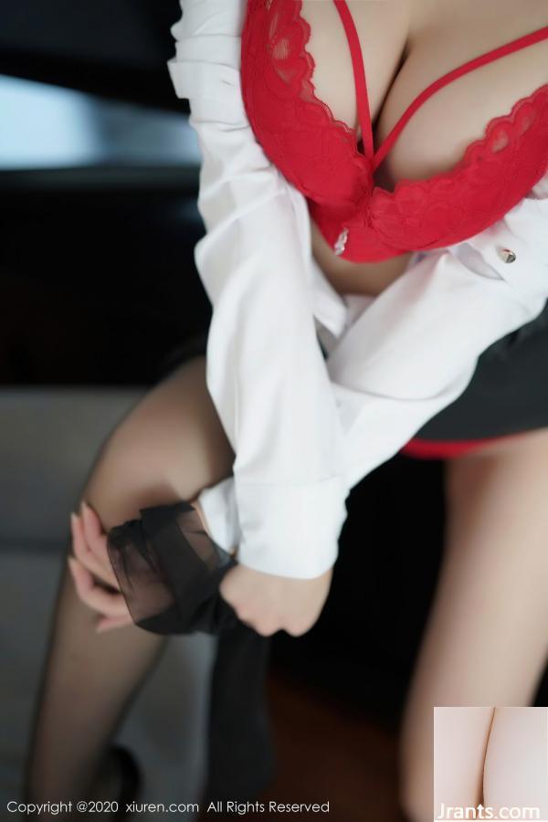 (XiuRen) HD Photo 2020.12.18 No.2915 Zhou Yuxi (100p)