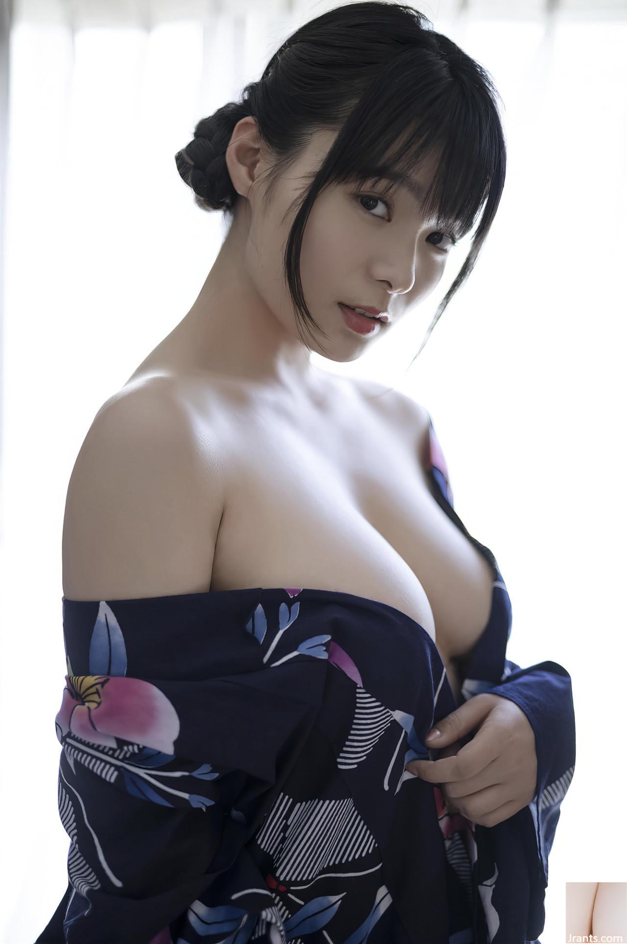 (Nom d&rsquo;étoile Mizuki) Les beaux seins sont des boules de sein rond super de poids (23p) (23p)