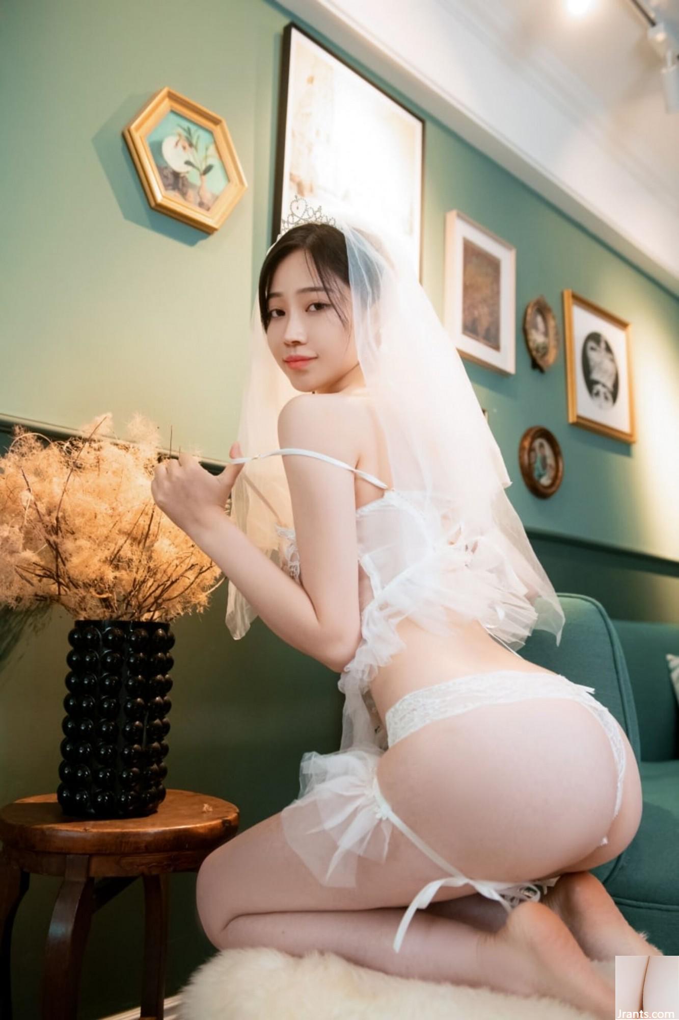 (Modèle national corps humain) Nnian »Petite robe de mariée » (26p)