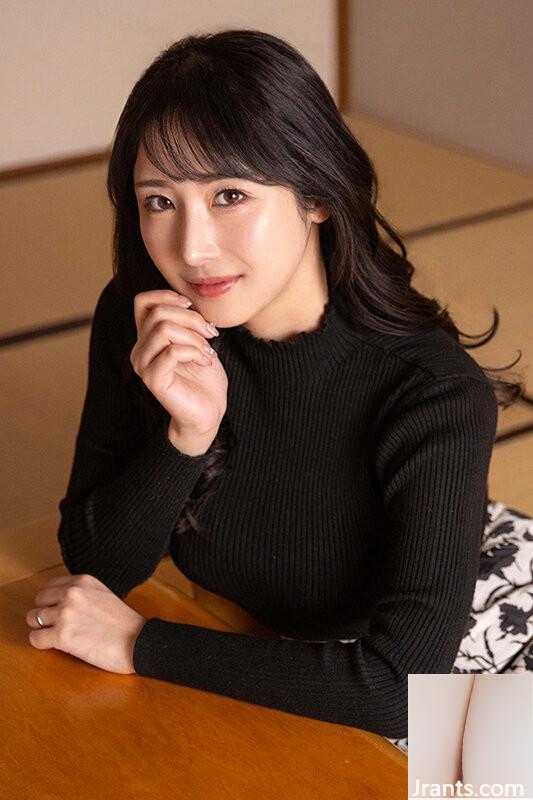 Onosaka Yuika: لعبة الاستمناء للمرأة المتزوجة في أي وقت ، في أي مكان ، رحلة ربيع حارة على Onosaka Yuika (21p) 4