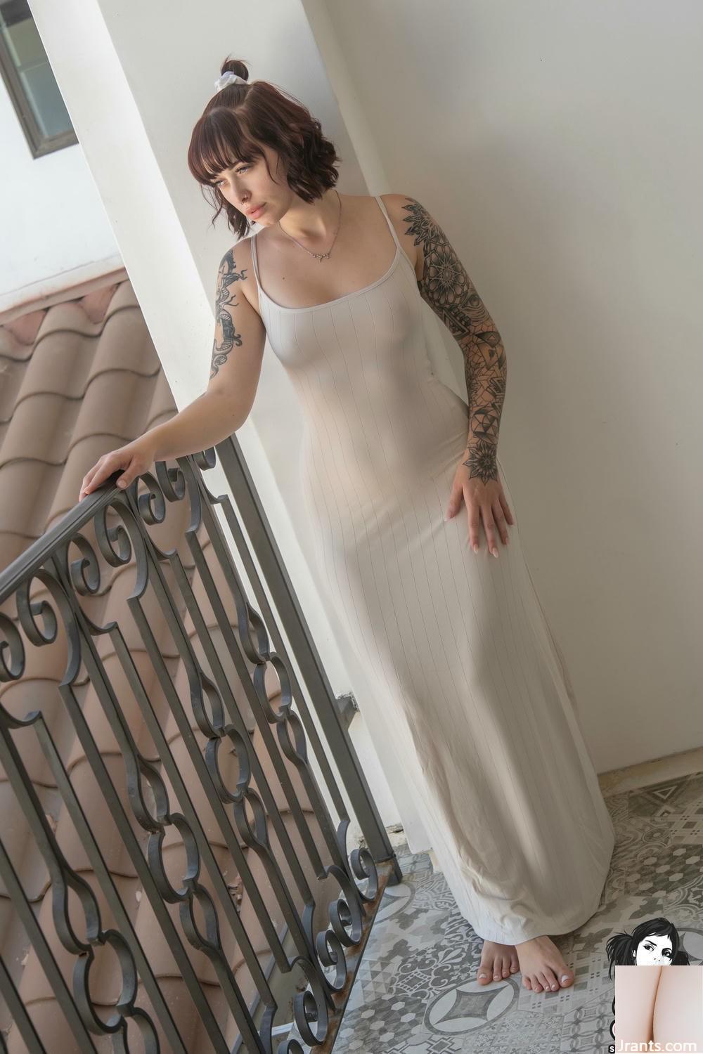 (Suicide Girls) ဇွန် 14, 2025 &#8211; Babyrae &#8211; လသာဆောင်အပေါ်ချစ်ခြင်းမေတ္တာ (46p)