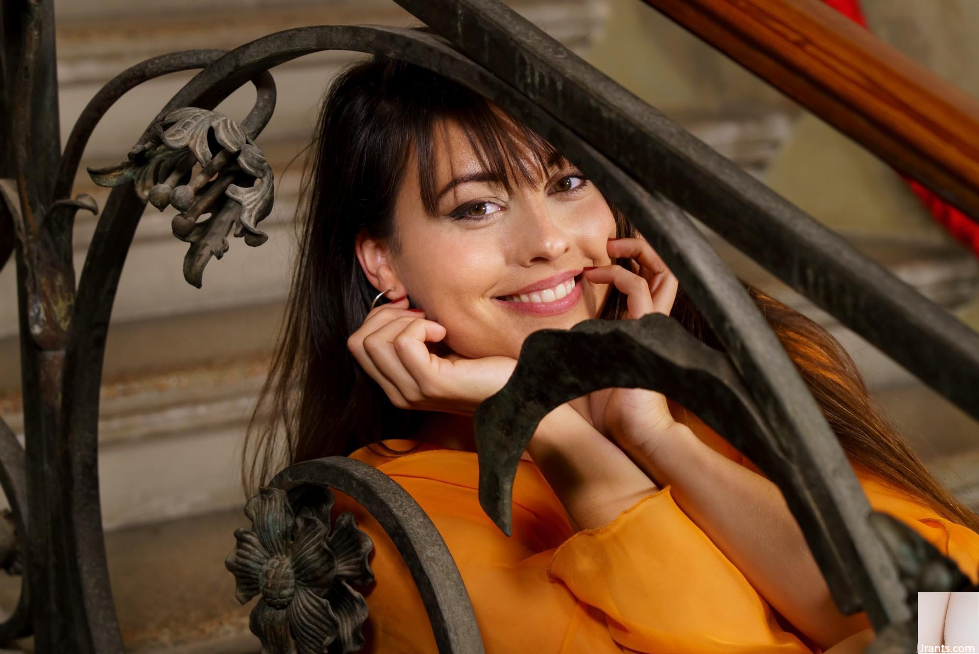 Lorena B &#8211; teatro privado (113p)
