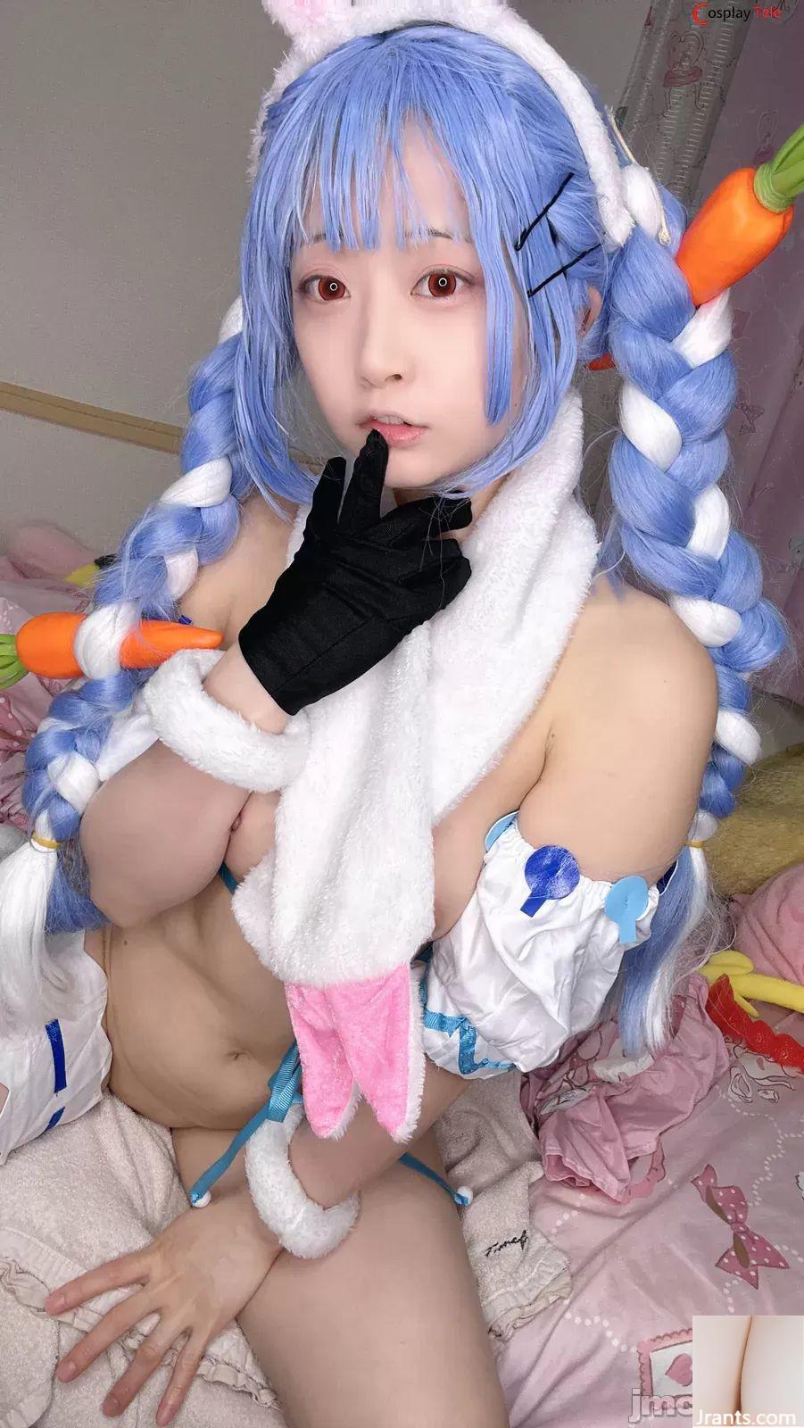 Cosplayer ناشناخته Cosplay Usada Pecora &#8211; Ho 美少女 VE (47p)