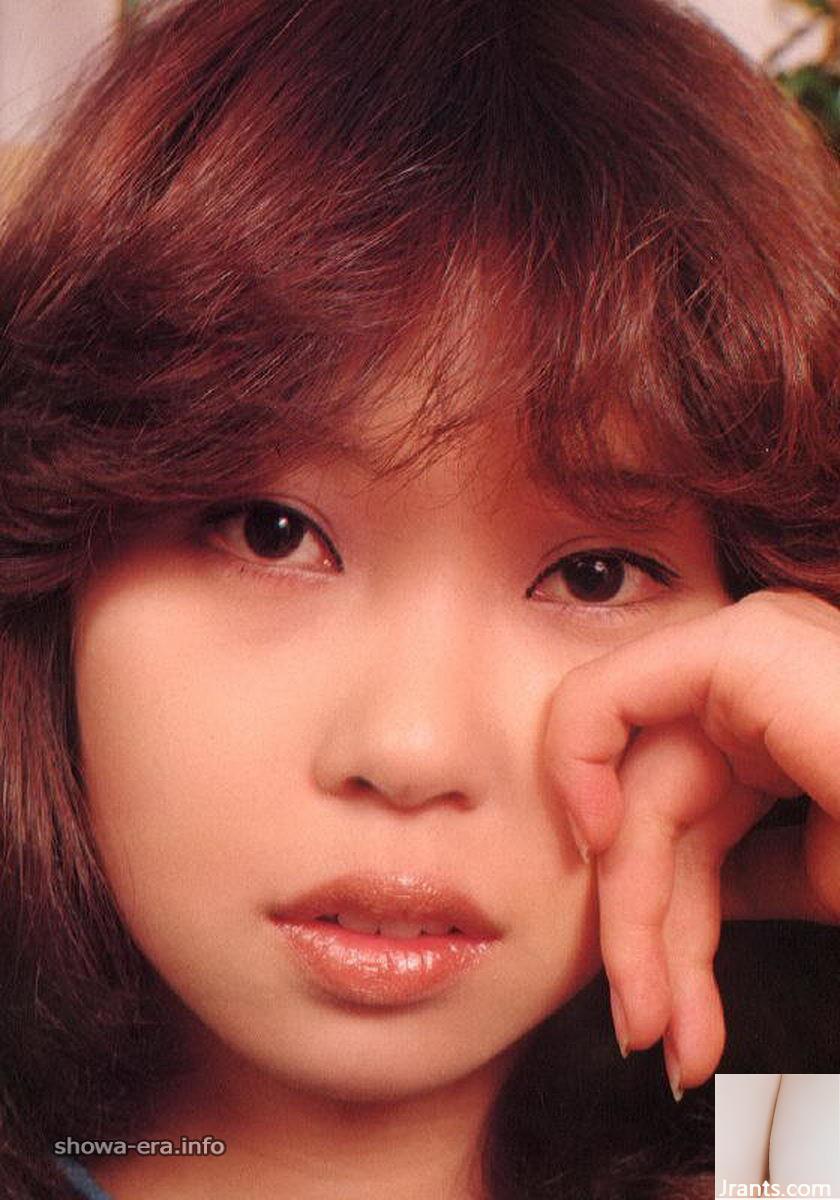Mayumi Kinoshita Pornostar in U-Books Insert (67p)