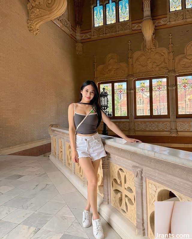 « Yuting Zhang » a une figure d&rsquo;ecstasy (11p)