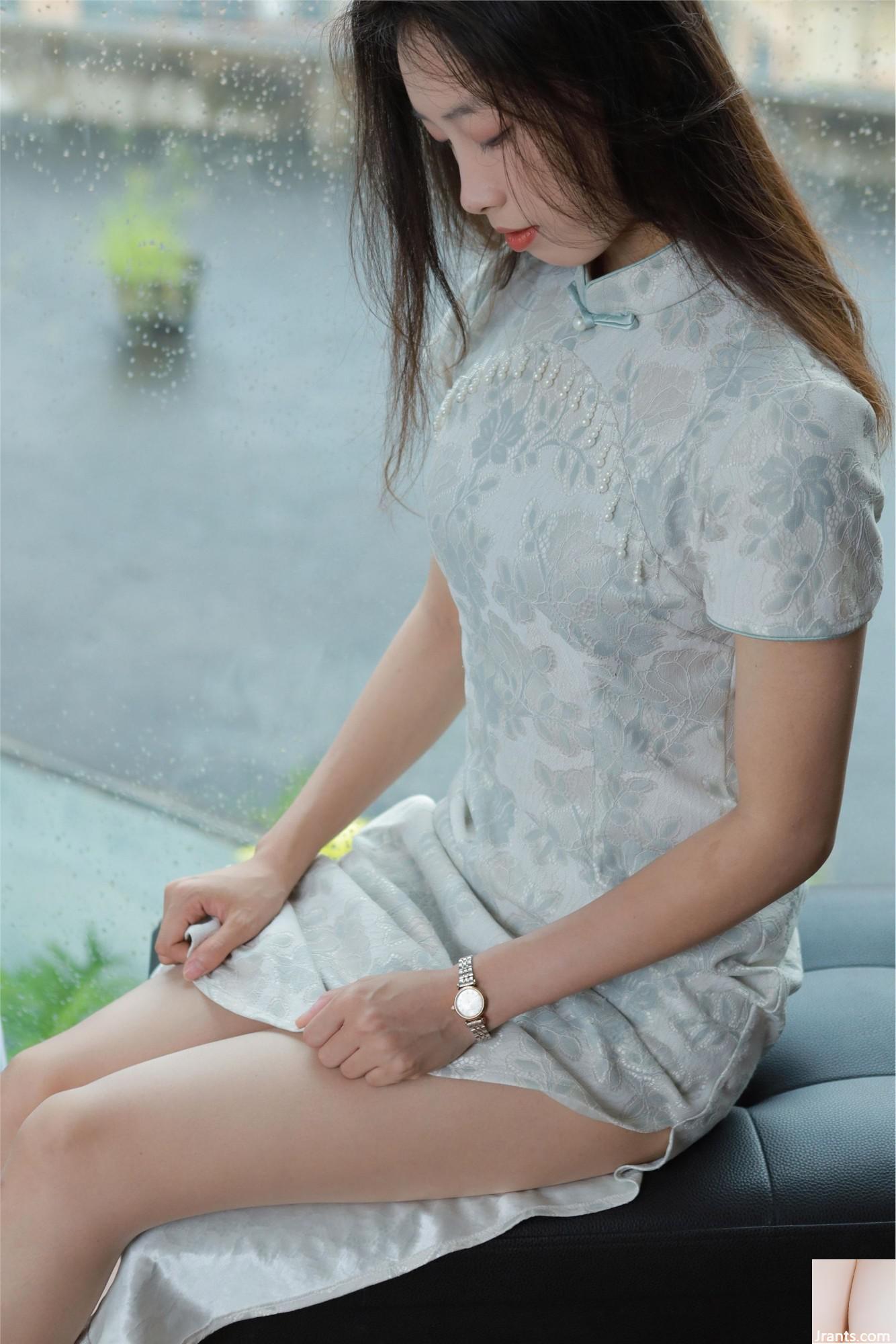 ((IESS) الحرير تستمتع بالمنزل؟ (ملتوية؟ Cheongsam ذات الأرجل الطويلة &#8220;(88p)