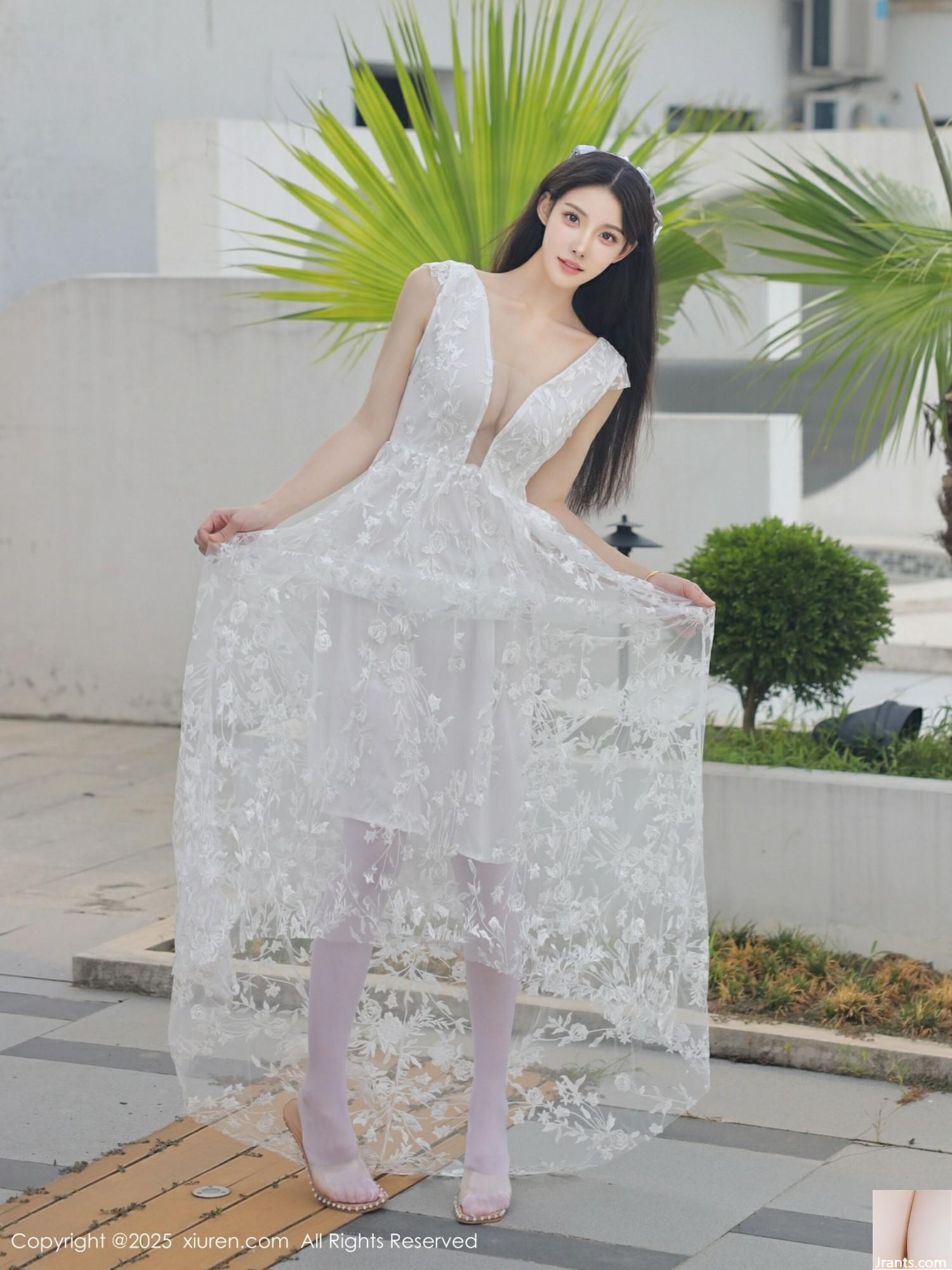 (XiuRen) 2025.08.18 No.10661 عکس نسخه کامل Li Shuang&#39;er (83p)