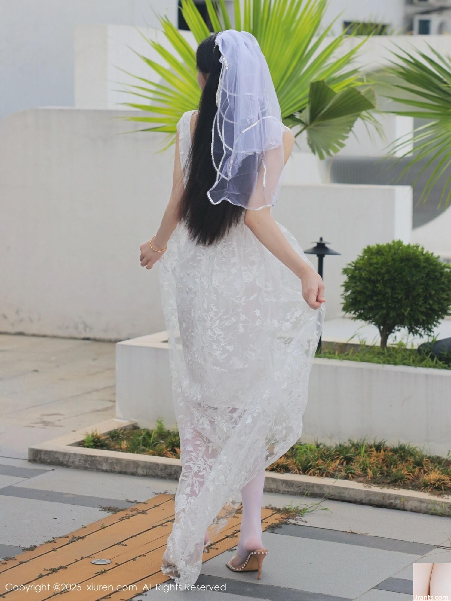 (XiuRen) 2025.08.18 No.10661 عکس نسخه کامل Li Shuang&#39;er (83p)