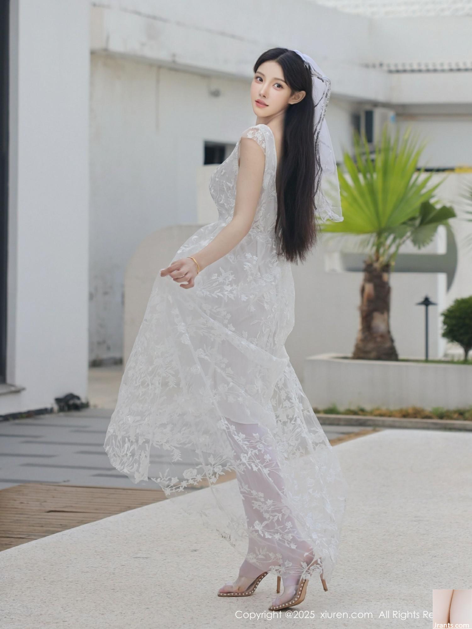(XiuRen) 2025.08.18 No.10661 عکس نسخه کامل Li Shuang&#39;er (83p)