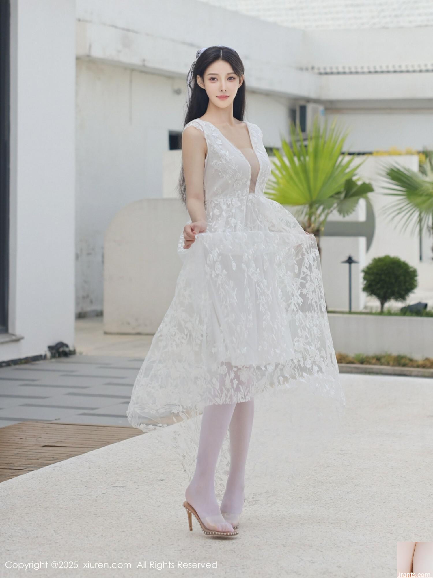 (XiuRen) 2025.08.18 No.10661 عکس نسخه کامل Li Shuang&#39;er (83p)