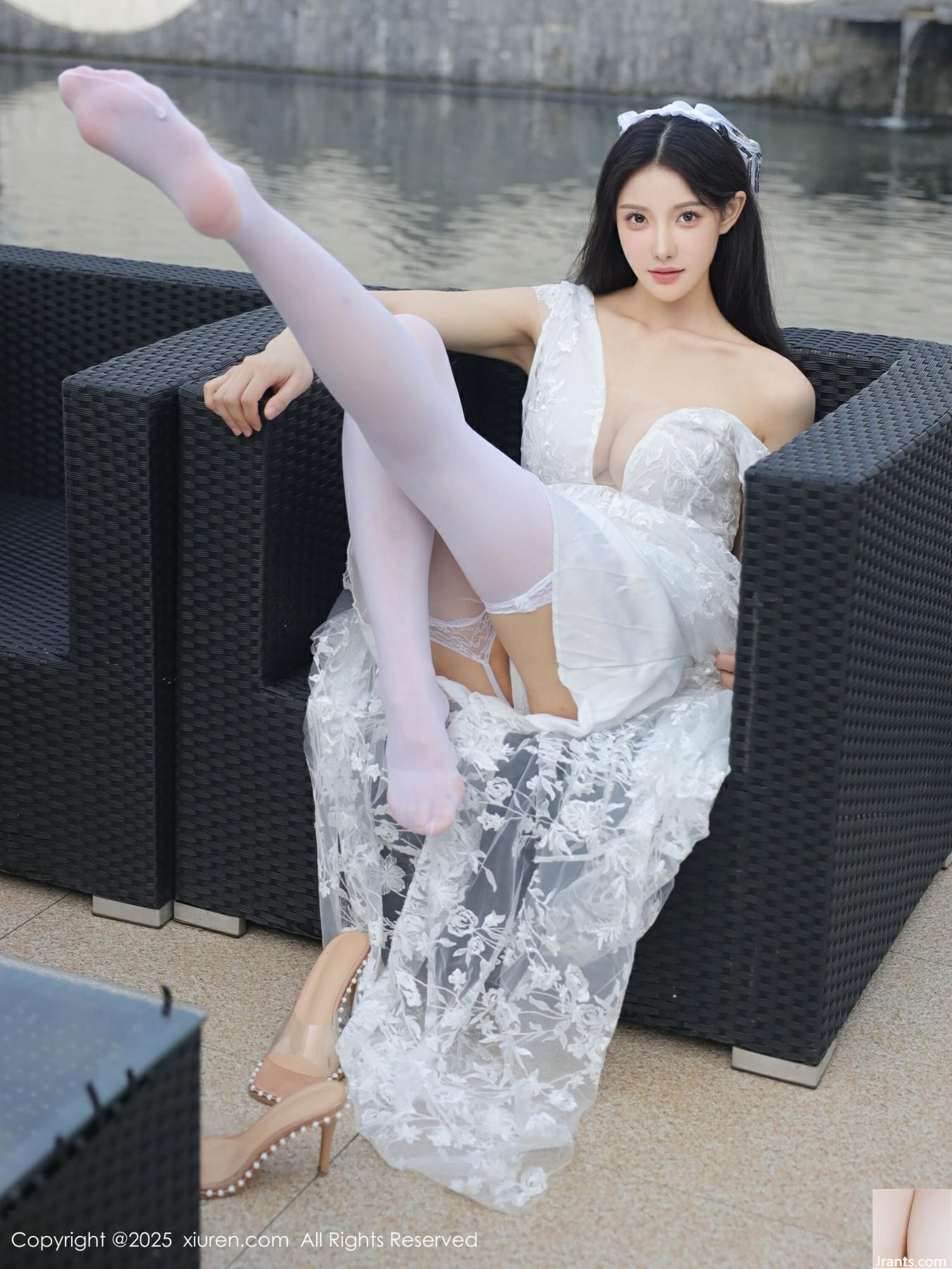 (XiuRen) 2025.08.18 No.10661 عکس نسخه کامل Li Shuang&#39;er (83p)