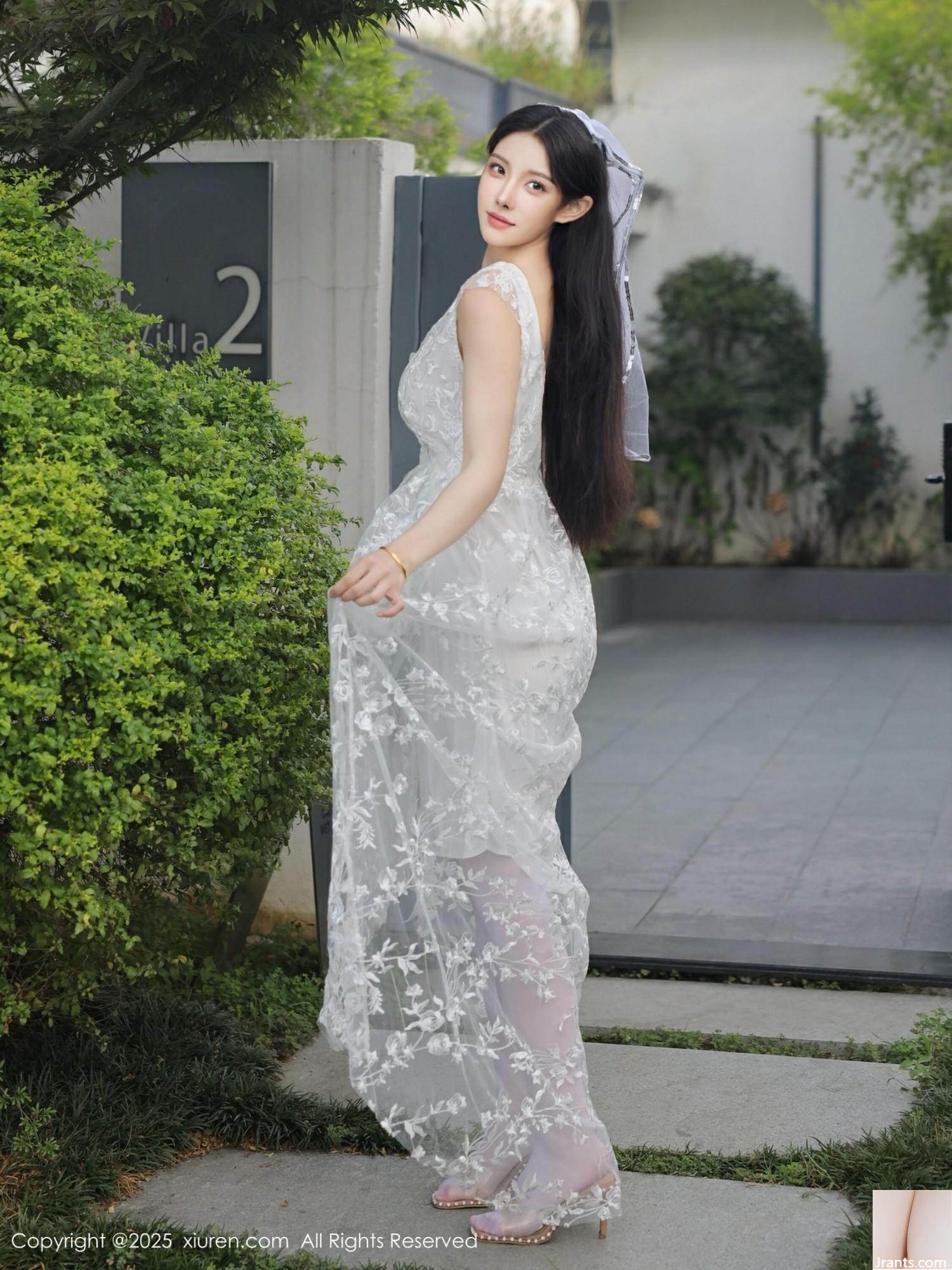 (XiuRen) 2025.08.18 No.10661 عکس نسخه کامل Li Shuang&#39;er (83p)