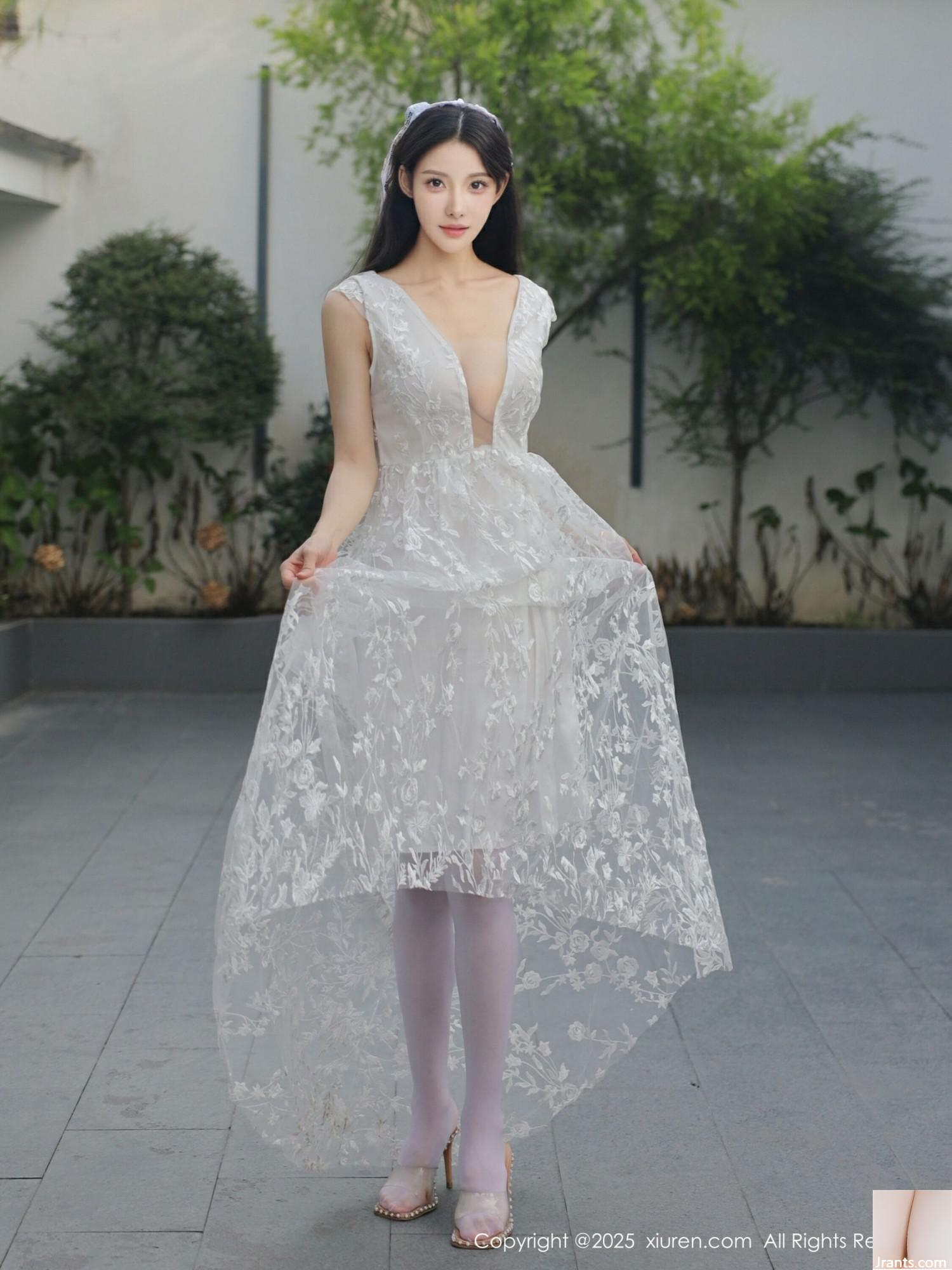 (XiuRen) 2025.08.18 No.10661 عکس نسخه کامل Li Shuang&#39;er (83p)