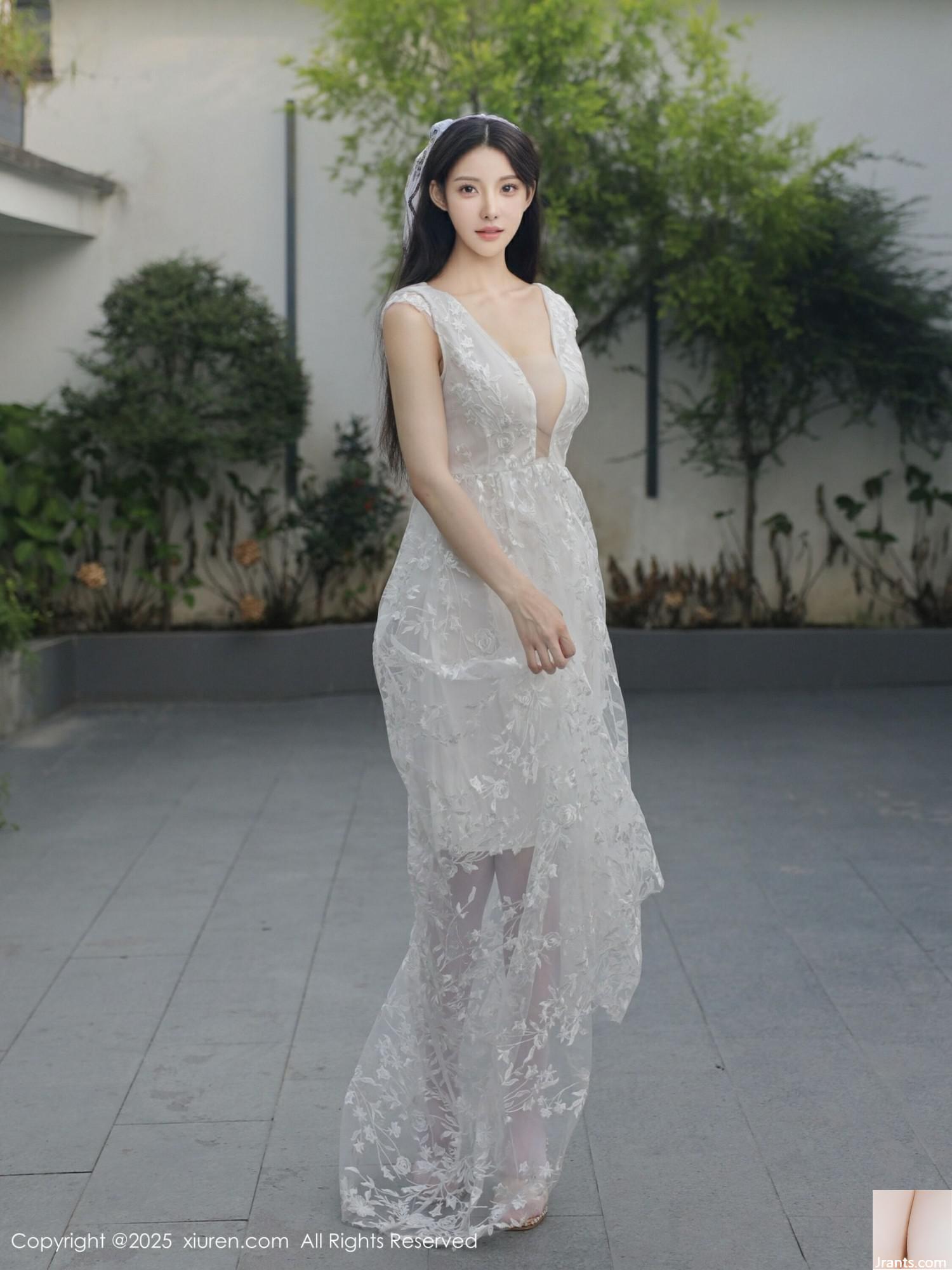 (XiuRen) 2025.08.18 No.10661 عکس نسخه کامل Li Shuang&#39;er (83p)