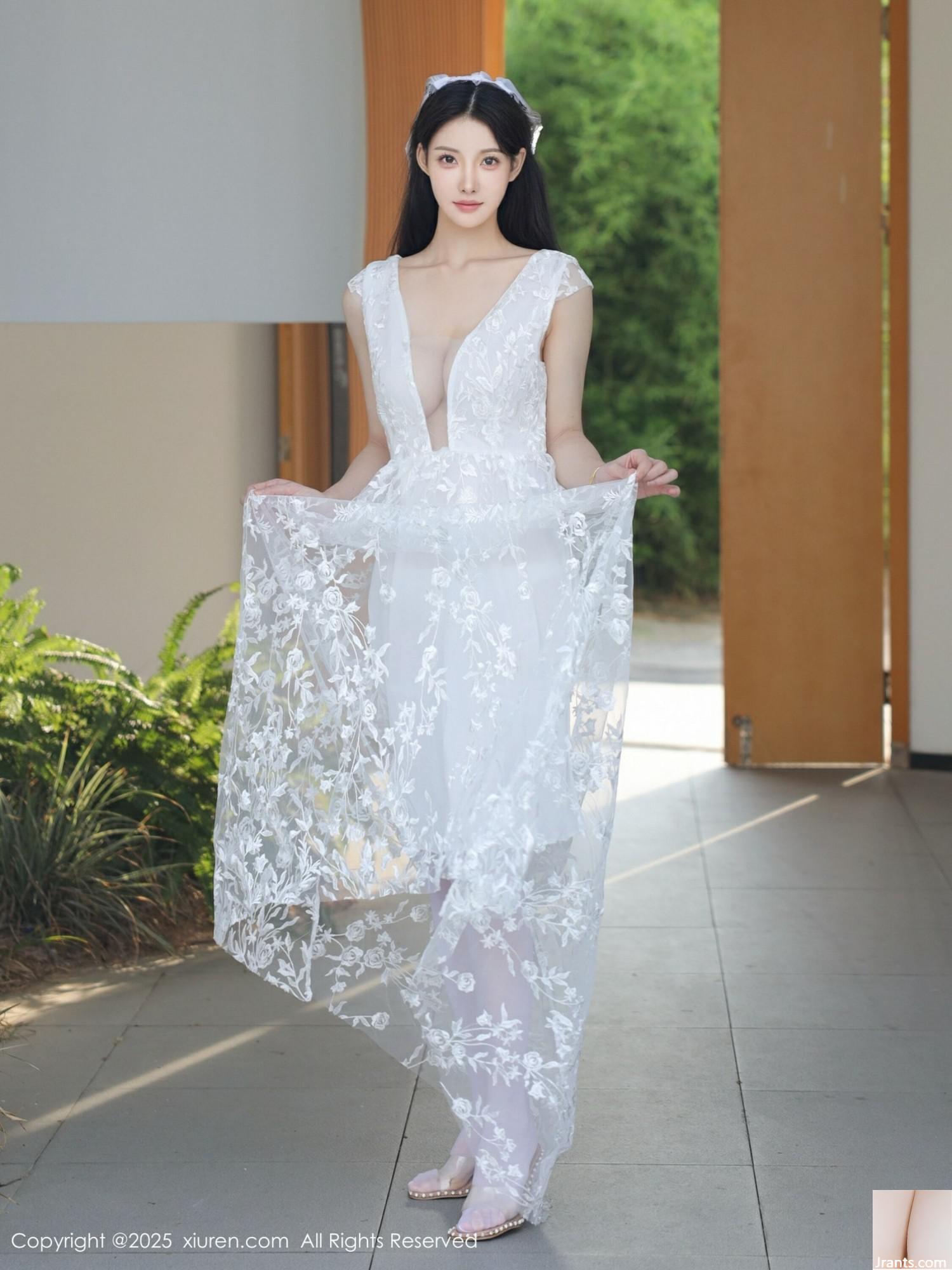 (XiuRen) 2025.08.18 No.10661 عکس نسخه کامل Li Shuang&#39;er (83p)