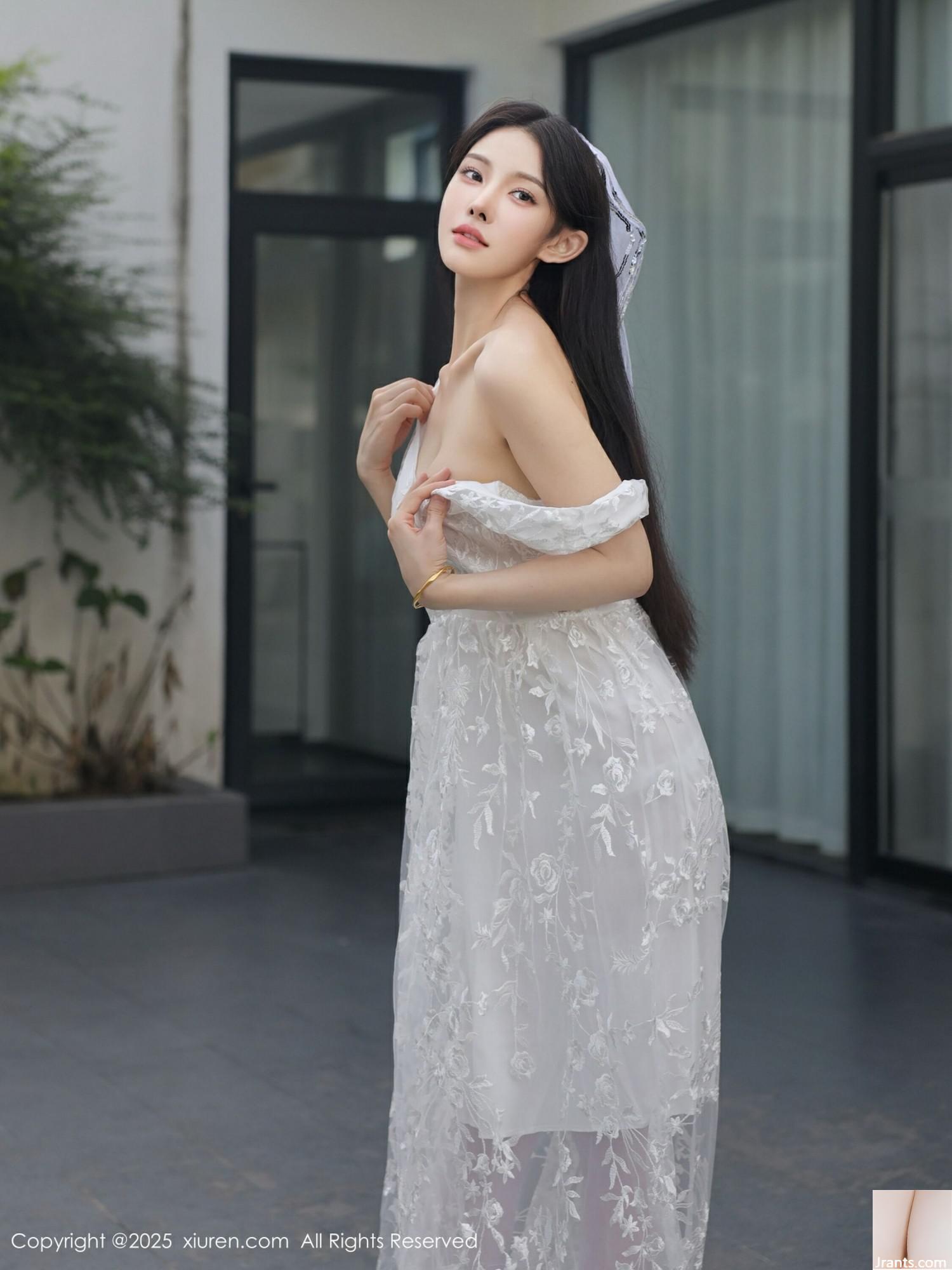 (XiuRen) 2025.08.18 No.10661 عکس نسخه کامل Li Shuang&#39;er (83p)