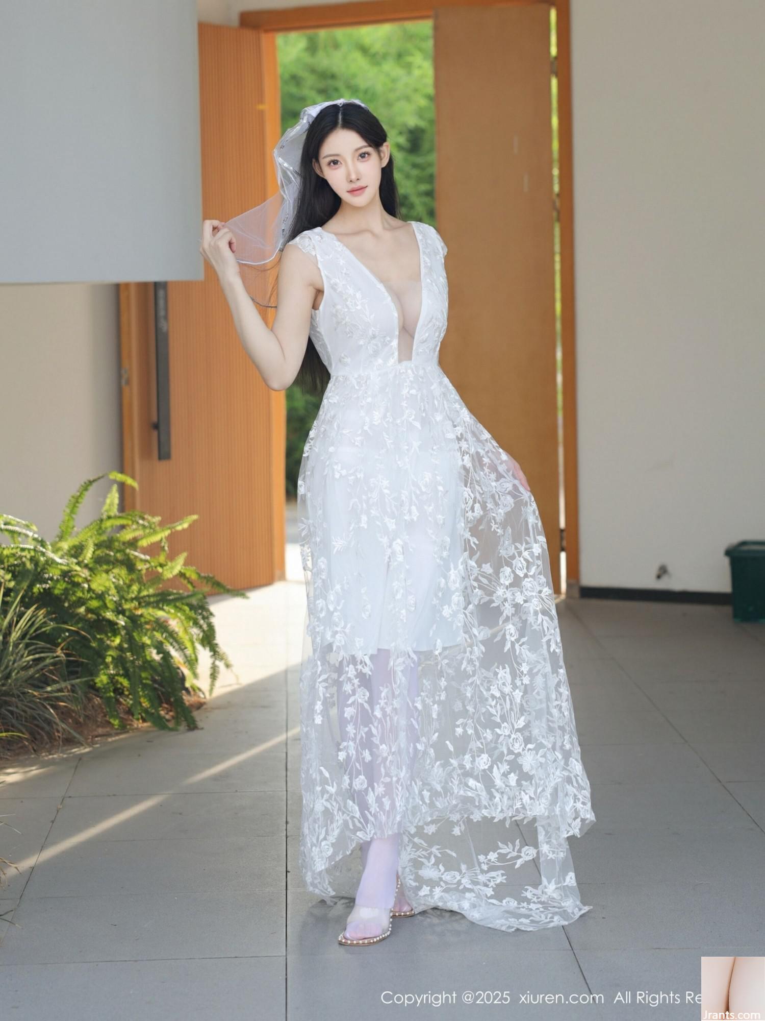 (XiuRen) 2025.08.18 No.10661 عکس نسخه کامل Li Shuang&#39;er (83p)