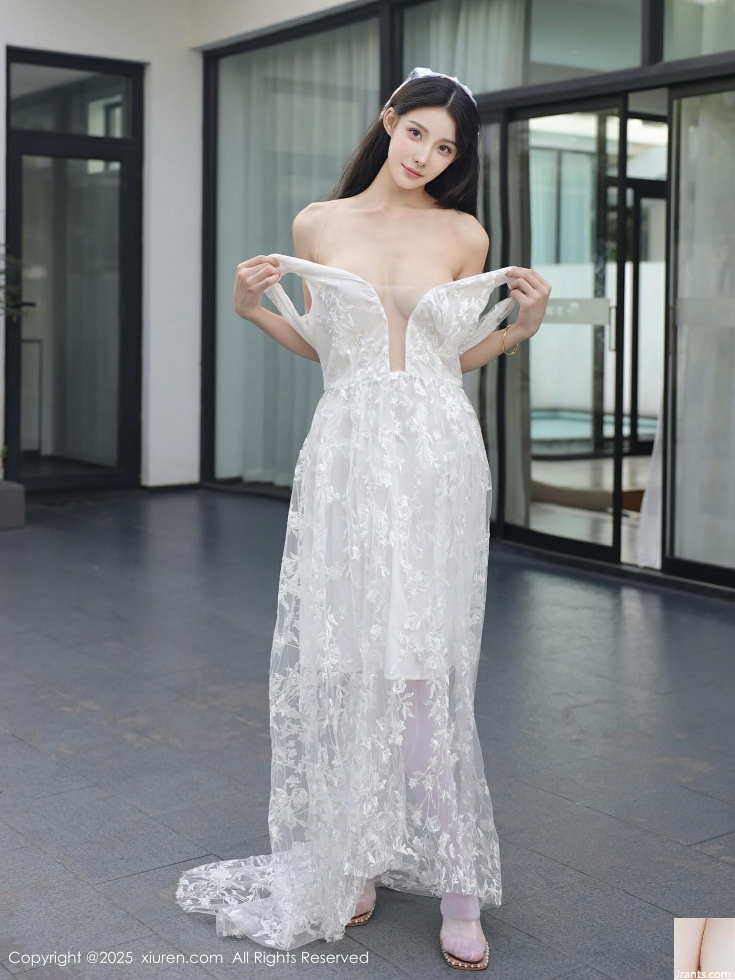(XiuRen) 2025.08.18 No.10661 عکس نسخه کامل Li Shuang&#39;er (83p)