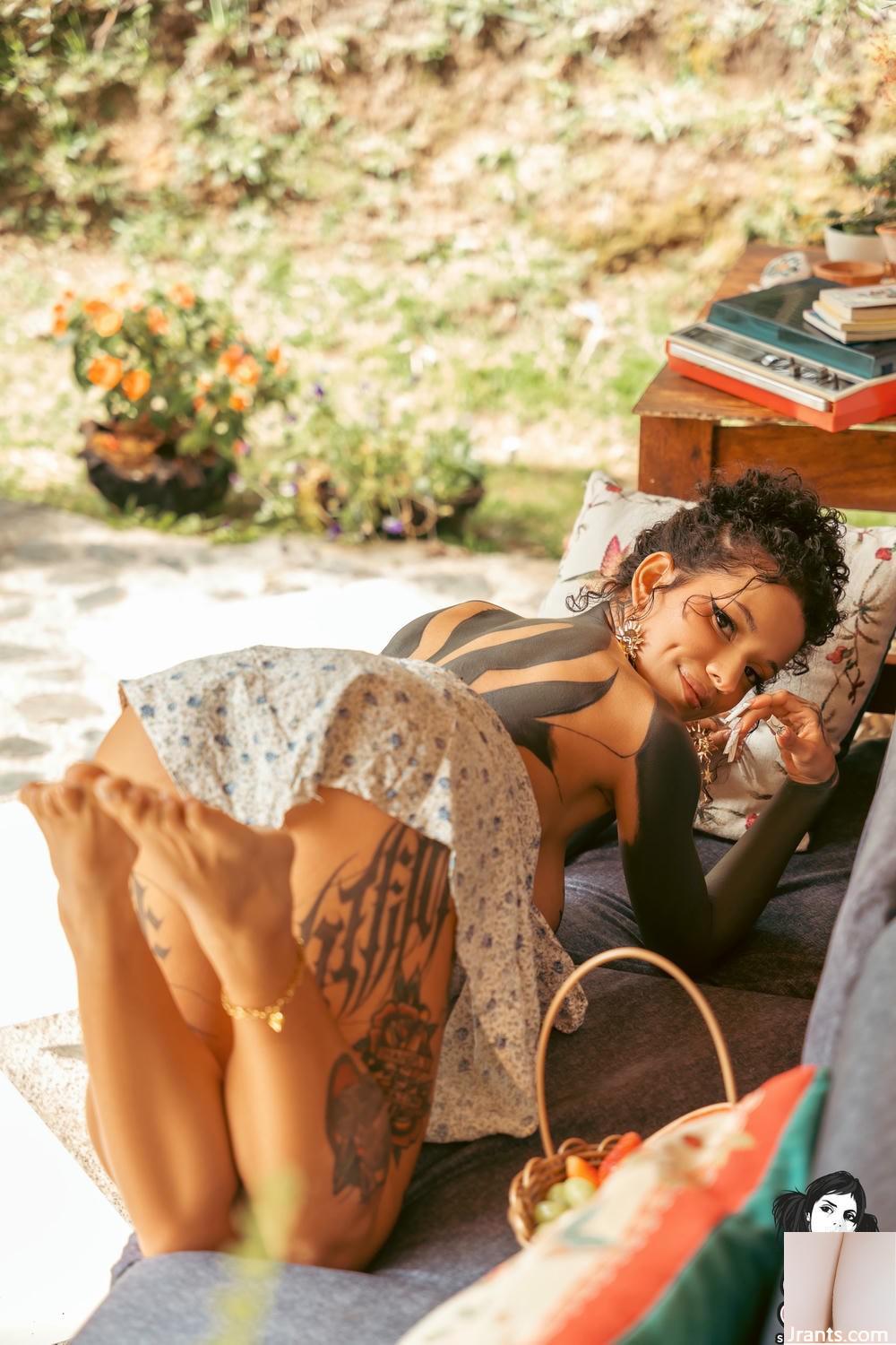 (Suicide Girls) 17 de junho de 2025 &#8211; Menasaurio &#8211; Frutas do Paraíso (59p)