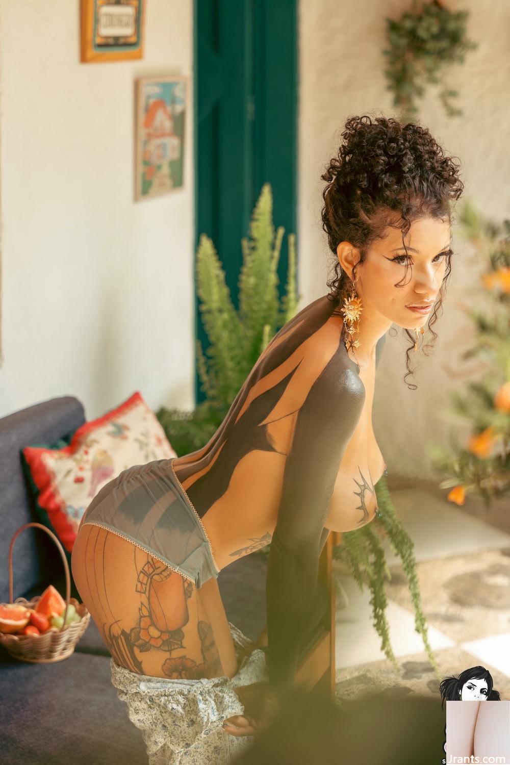 (Suicide Girls) 17 de junho de 2025 &#8211; Menasaurio &#8211; Frutas do Paraíso (59p)
