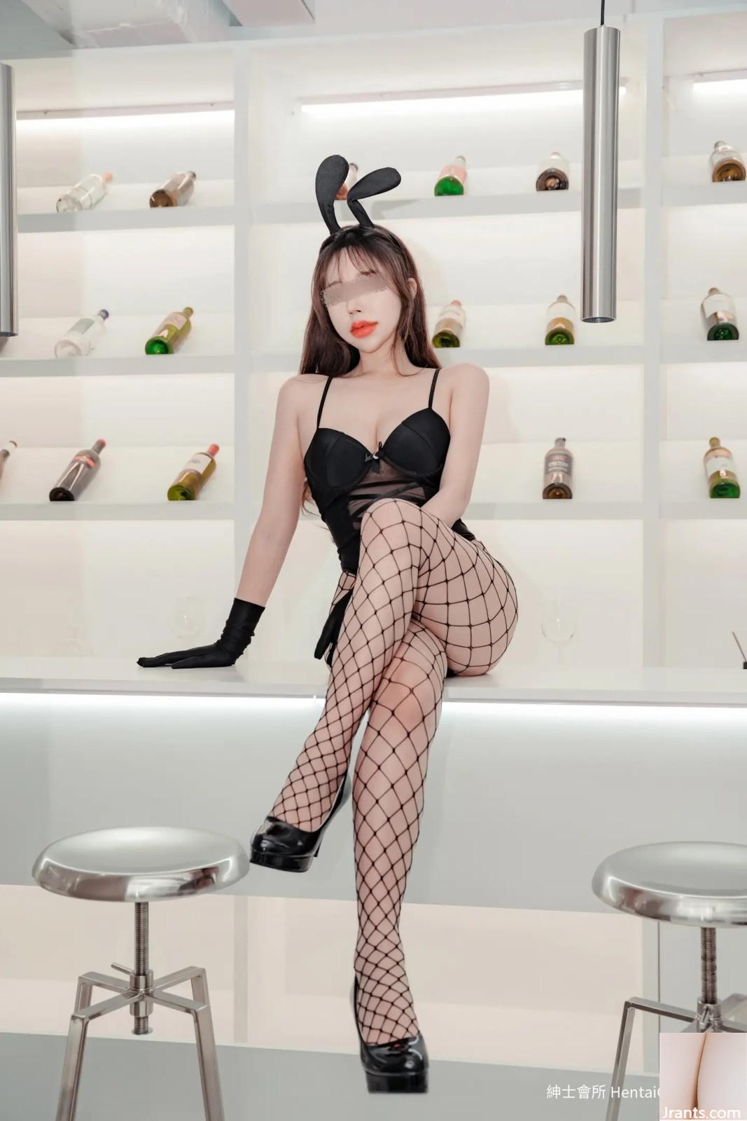 Cony Pussylet Vol.39 No.13 Bunny Girl (70p)