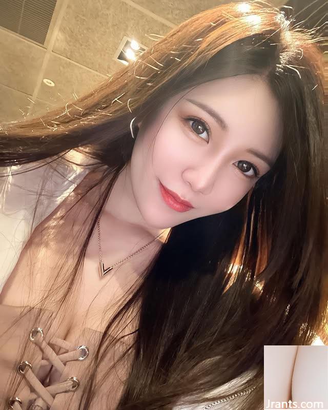 صورت دارای &#8220;ونسا&#8221; متمایز است. بدن جوان مانند (10p) است
